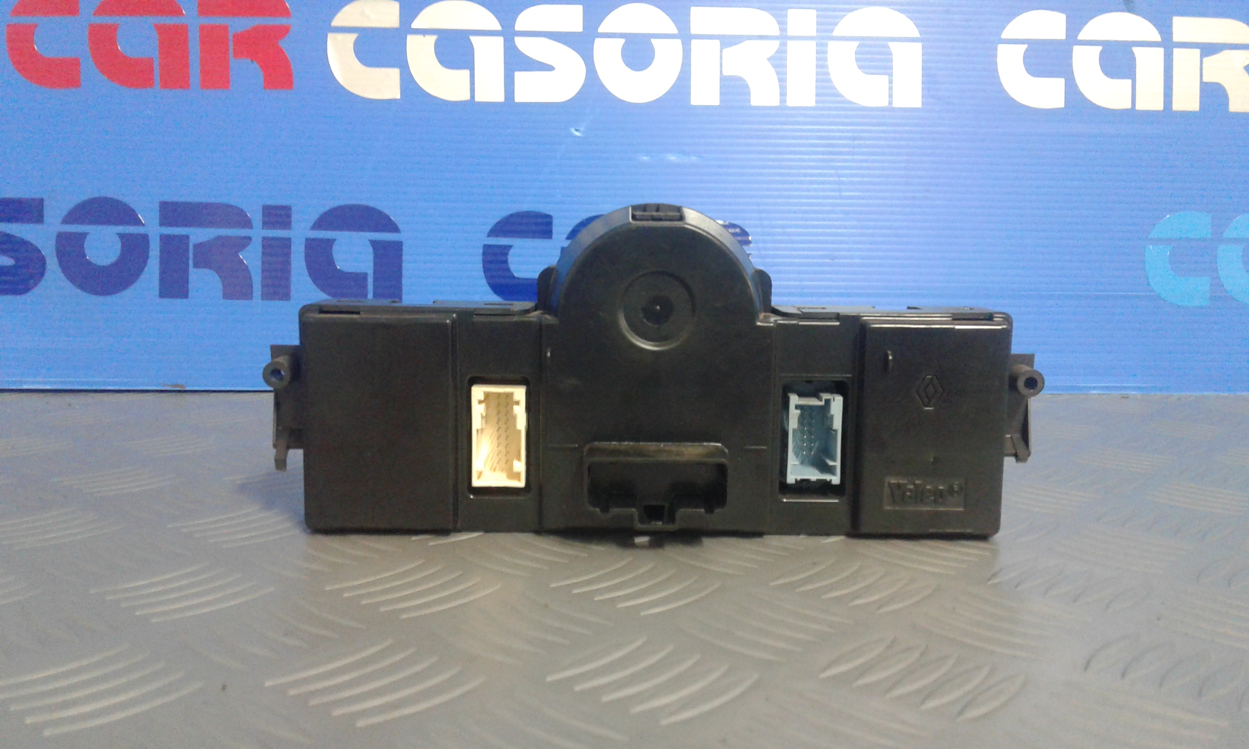 Blocco Comando Climatizzazione 7701055146 Usato