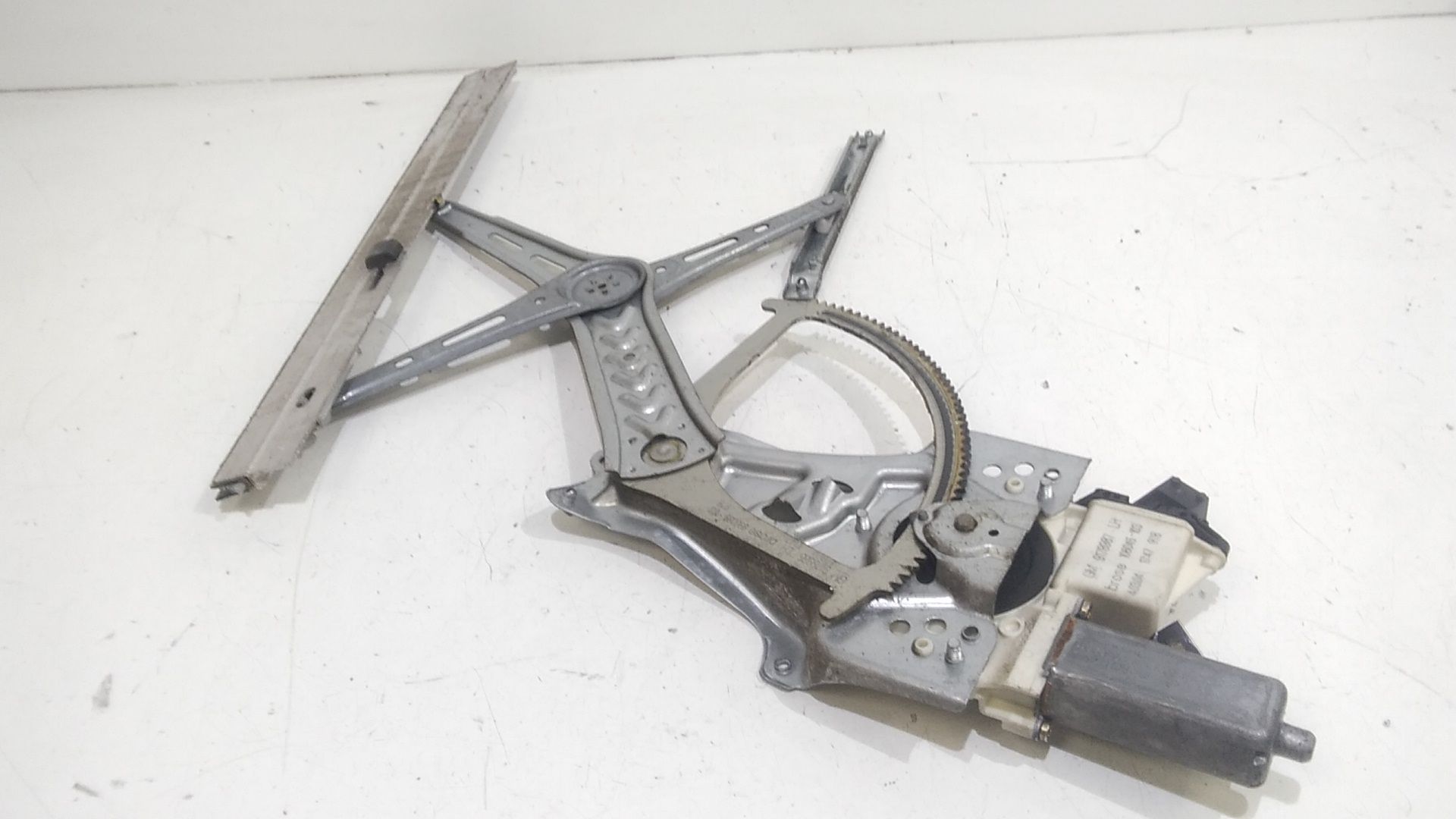 Alzacristallo Porta Ant. Sinistro Usato