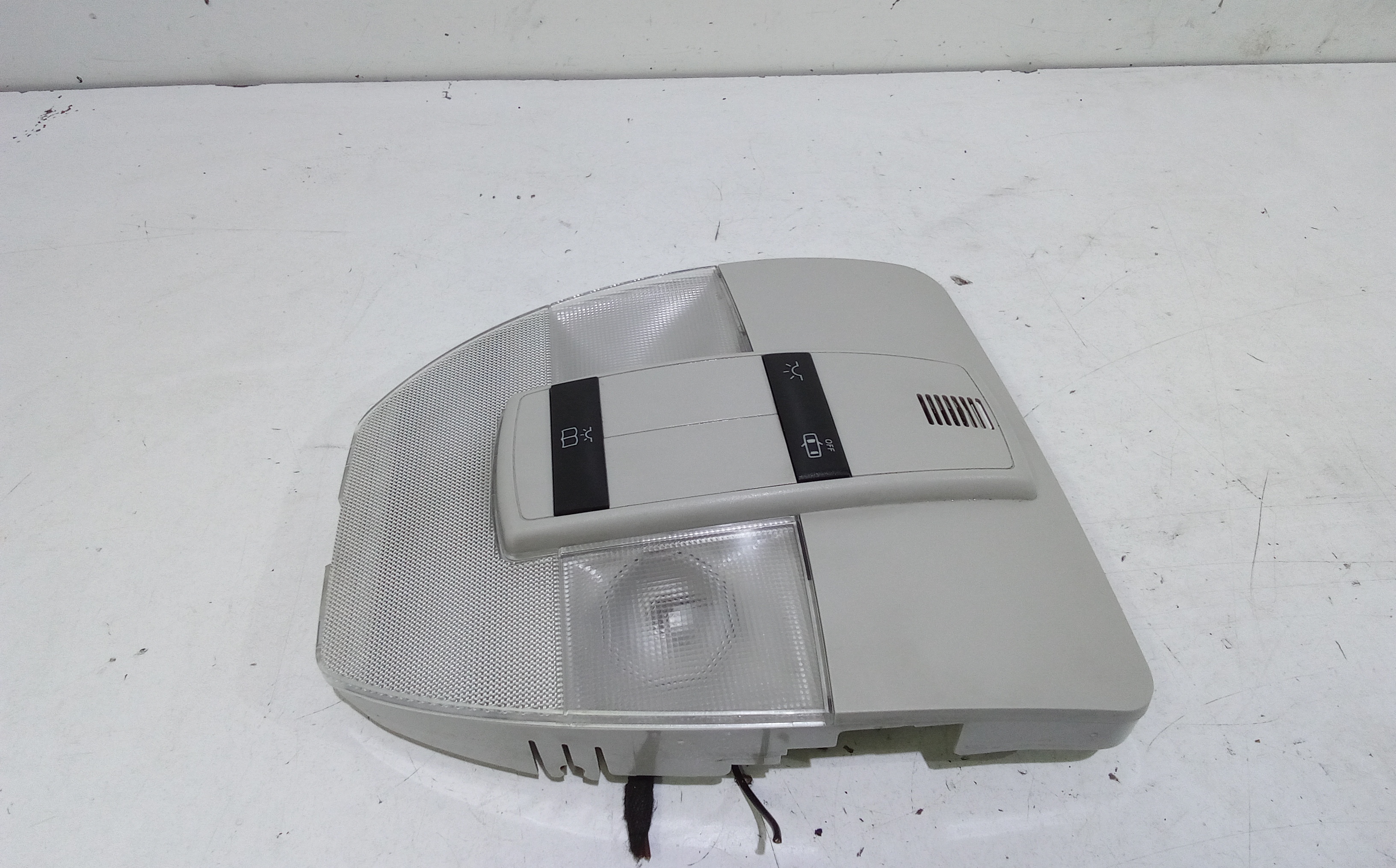 Luce Cortesia Ant. Tetto A16982000017H52 Usato