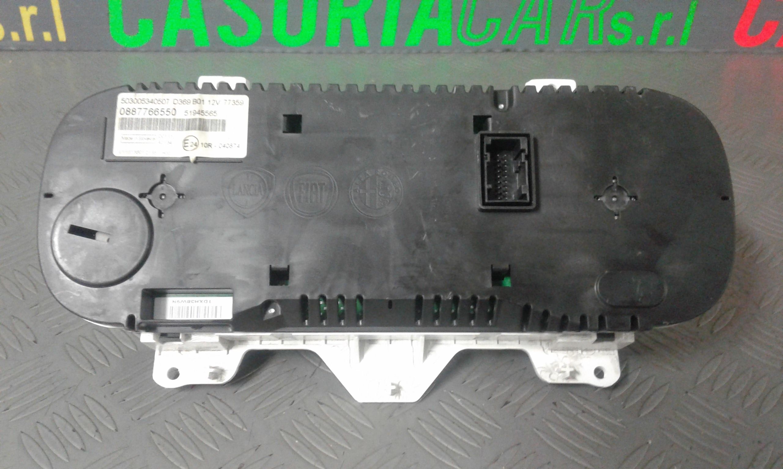 Quadro Portastrumenti 51988483 Usato