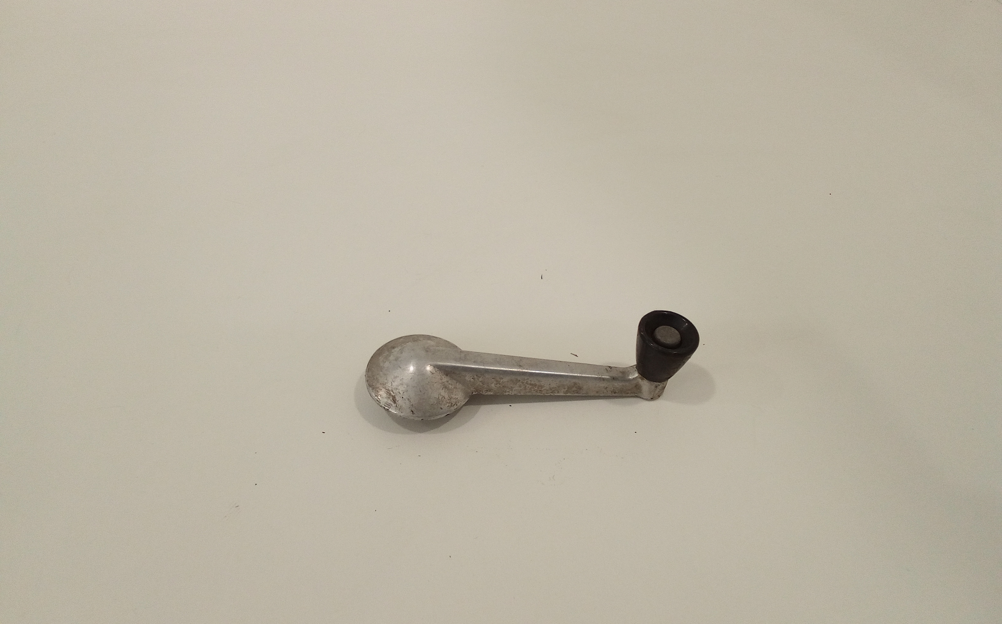 Maniglia Int. Apertura Porta Ant. Destro Usato