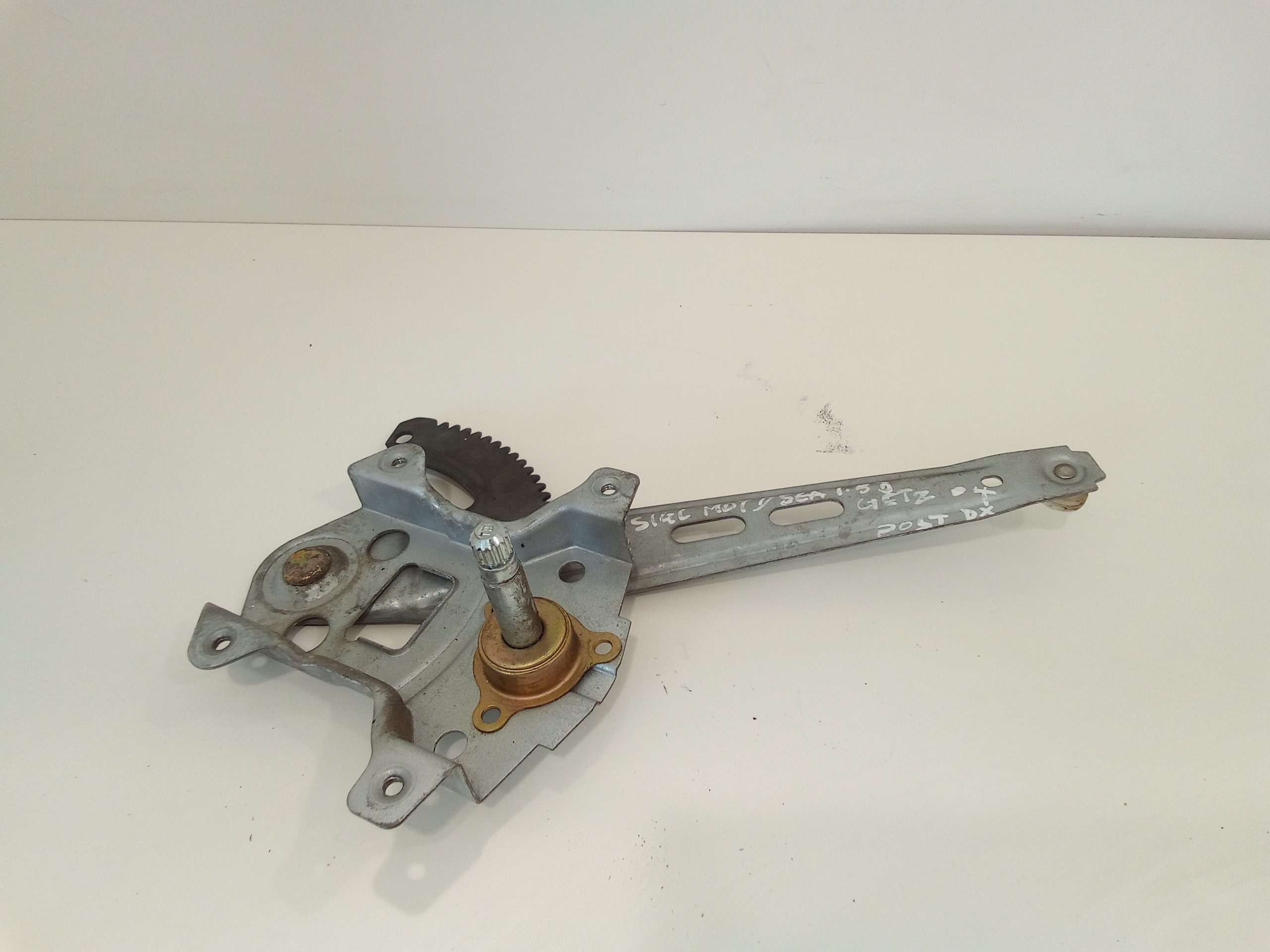 Alzacristallo Porta Post. Destro 834021C000 Usato