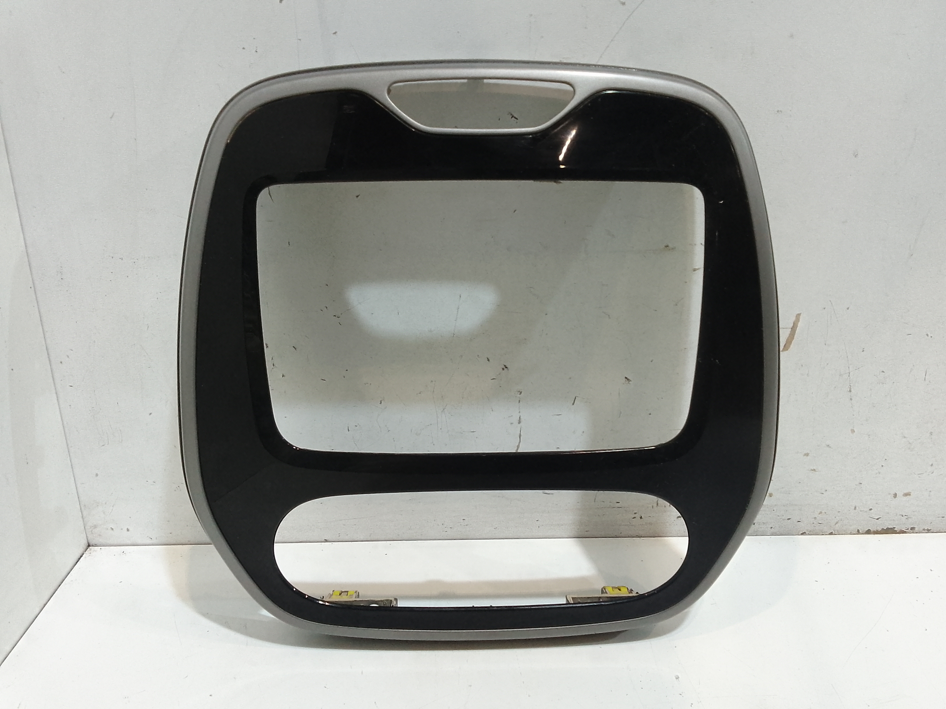 Rivestimento Centr. Cruscotto, Mascherina Portastrumenti Centr. Cruscotto Usato