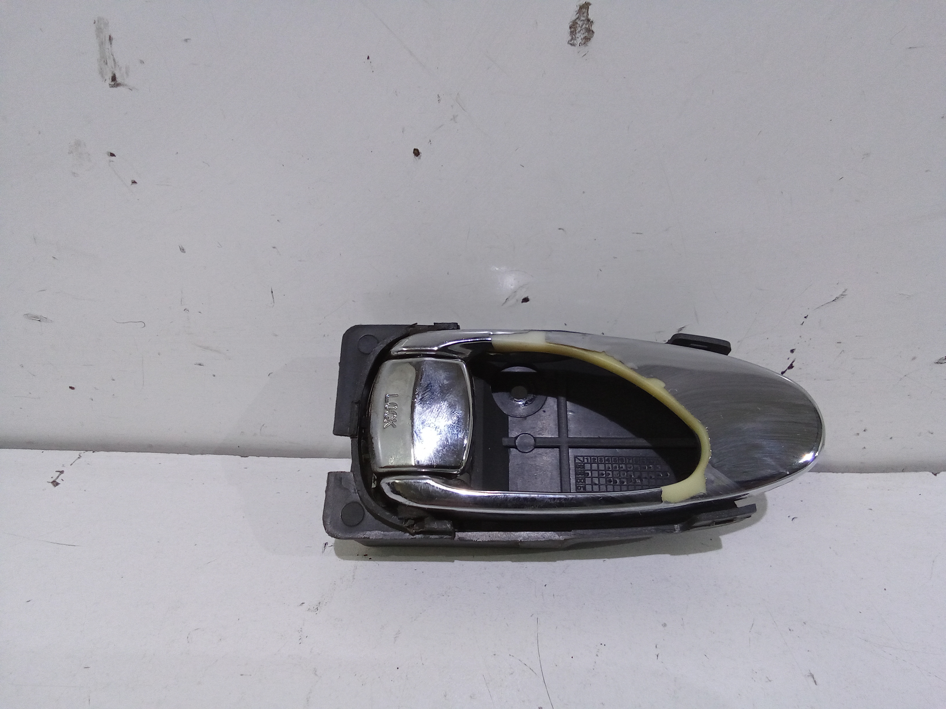 Maniglia Int. Apertura Porta Ant. Destro Usato