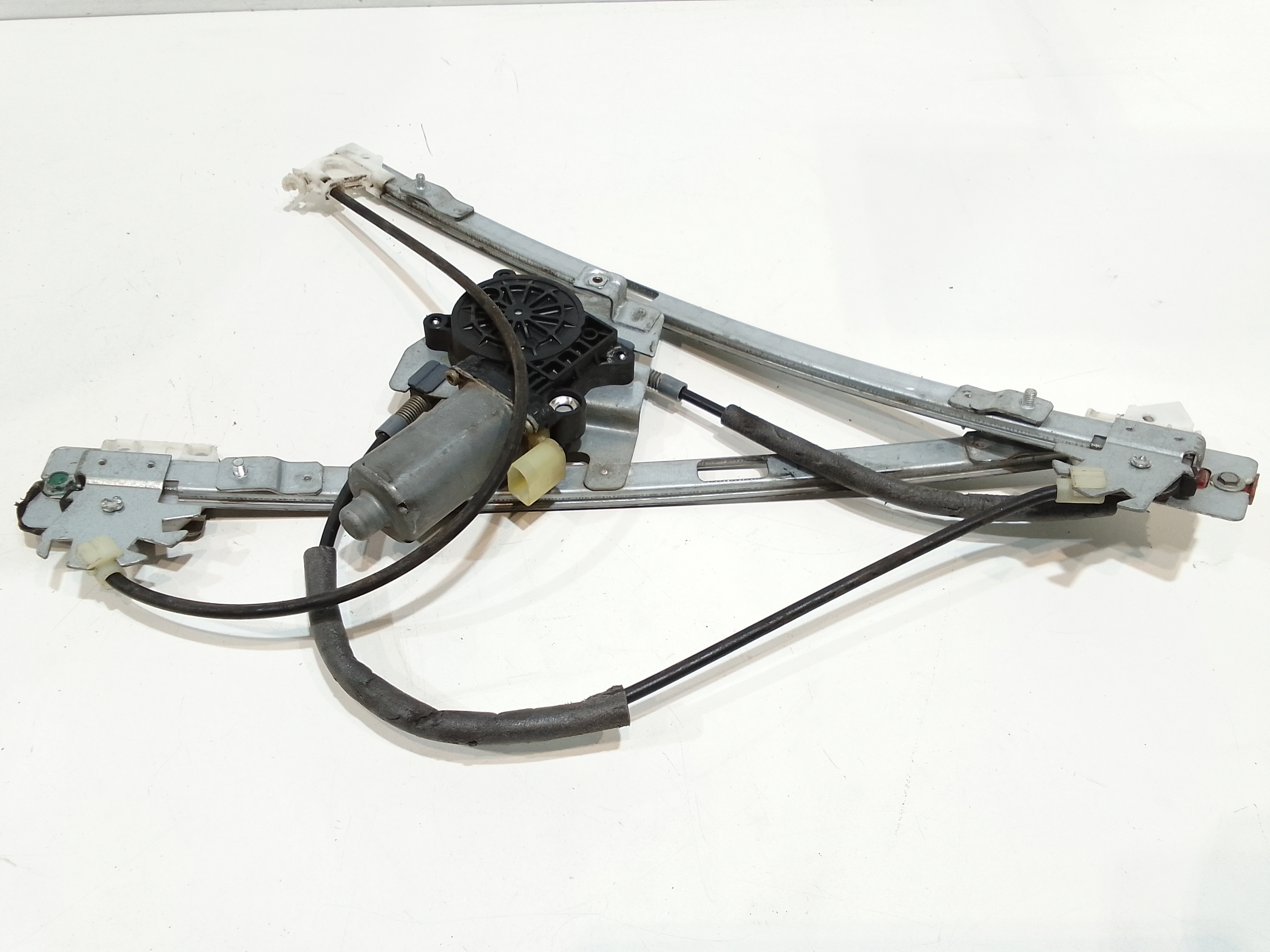 Alzacristallo Porta Ant. Sinistro 51337138465 Usato