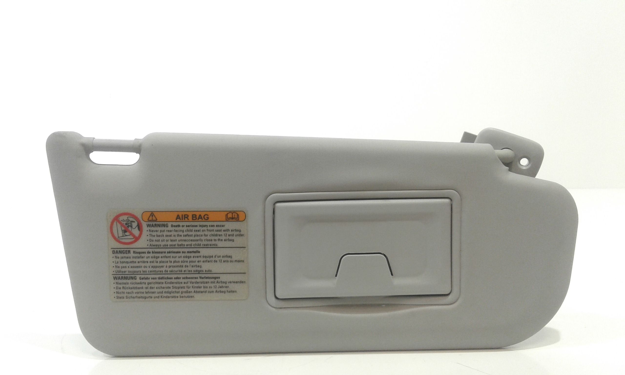 Aletta Parasole Parabrezza Destro GJ6A69270C34 Usato