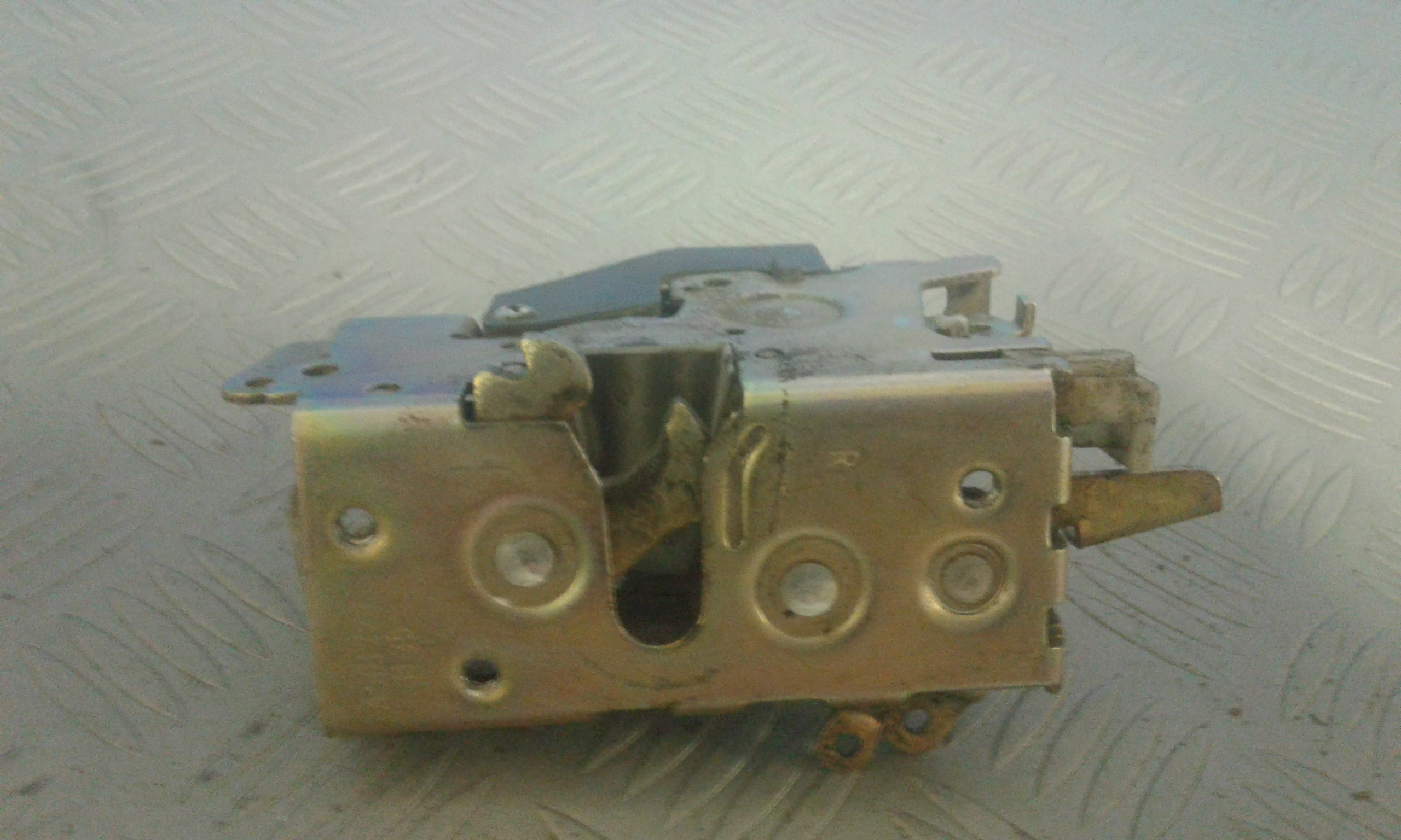 Serratura Porta Ant. Destro Usato