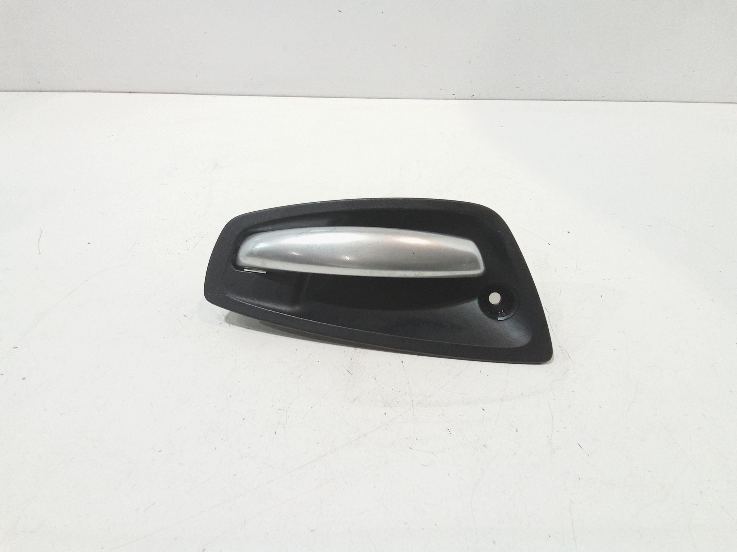 Maniglia Int. Apertura Porta Ant. Destro Usato