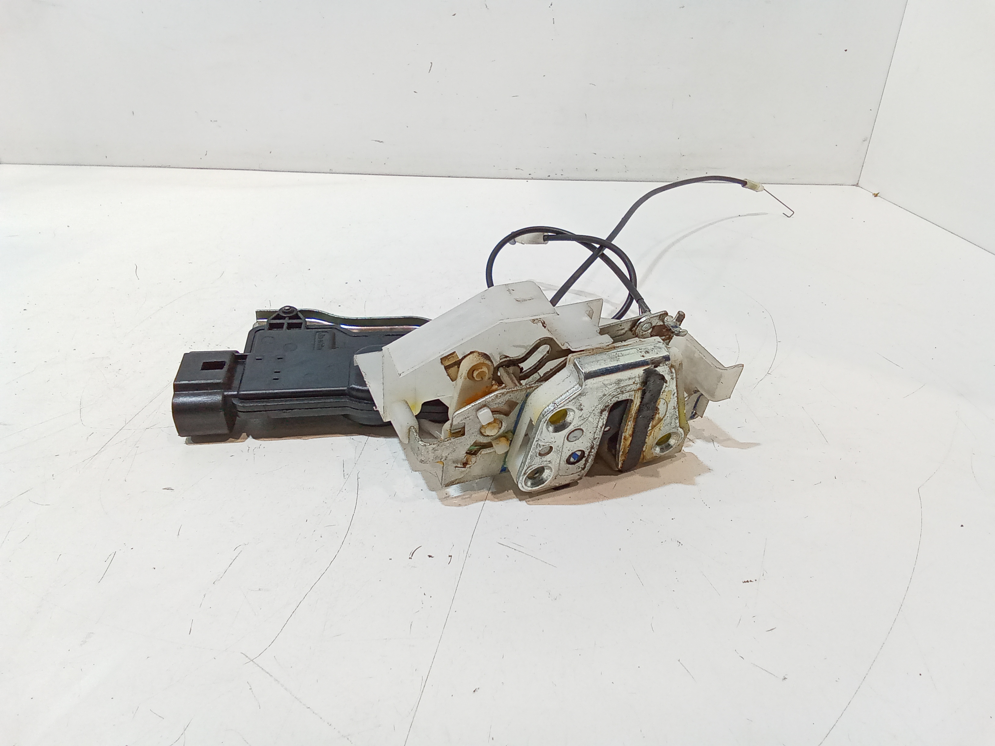 Serratura Porta Ant. Sinistro 805034A00G Usato