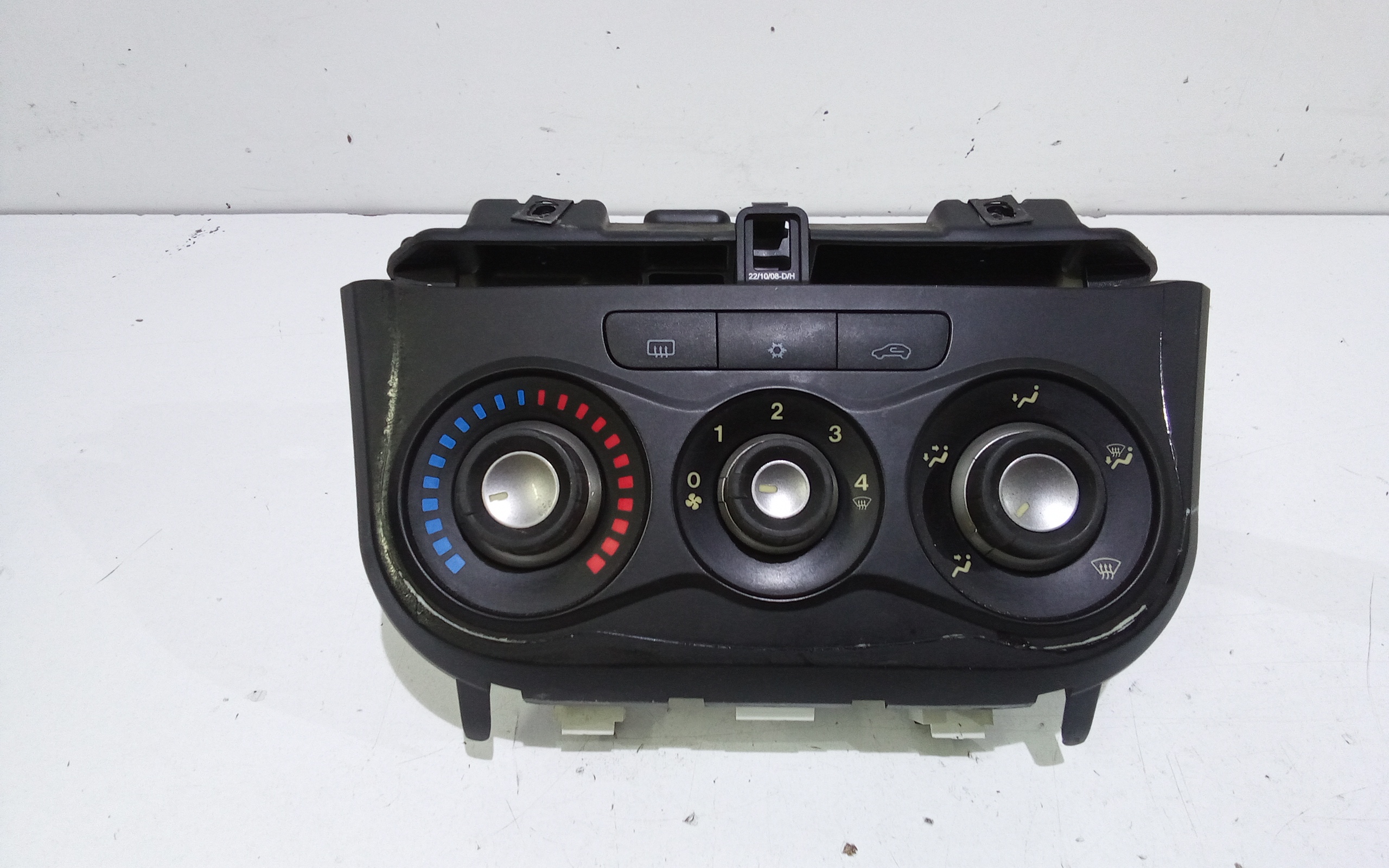 Blocco Comando Climatizzazione 156088743 Usato