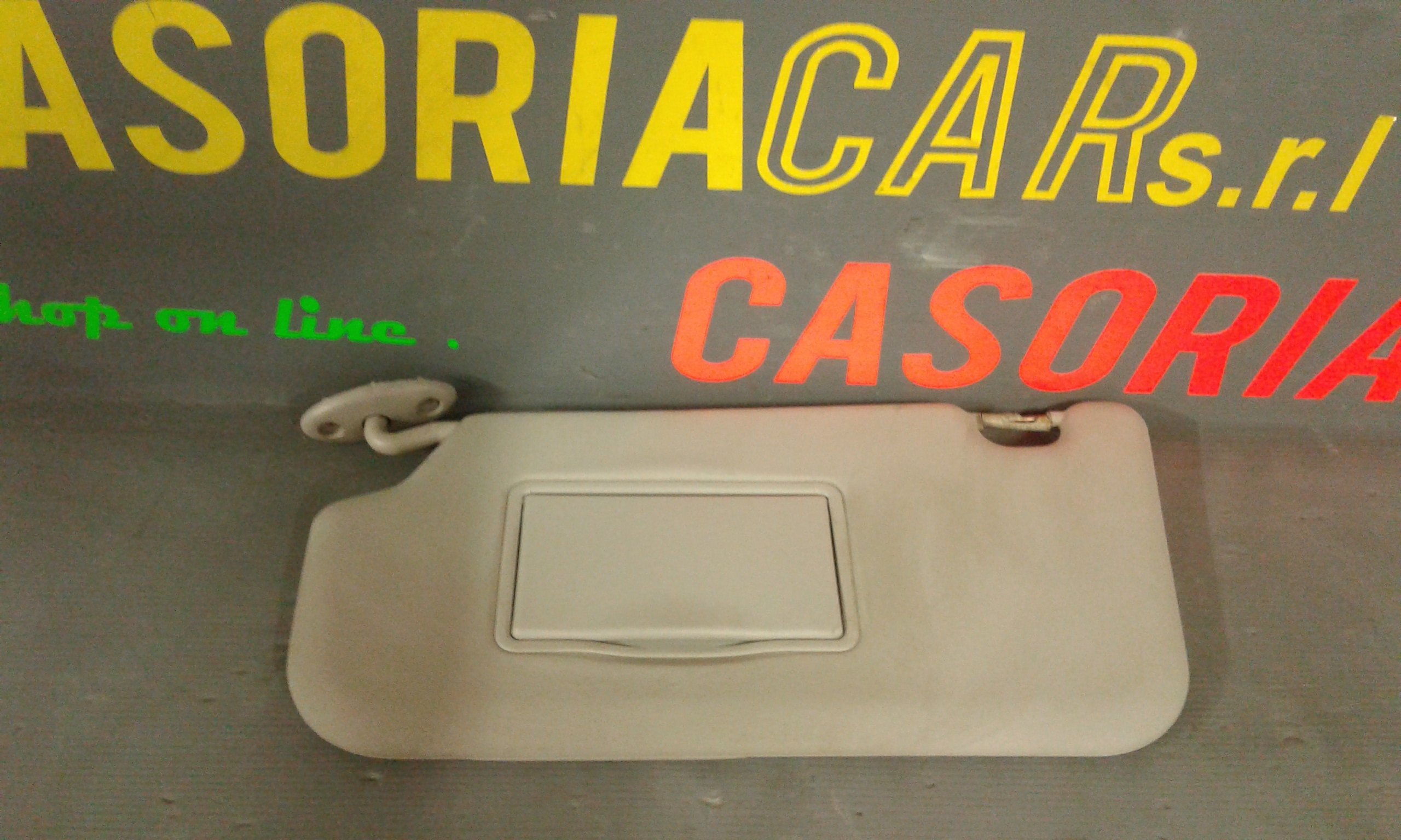 Aletta Parasole Parabrezza Sinistro 1624479 Usato