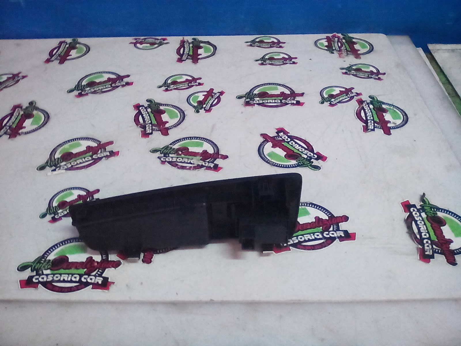 Interruttore Alzacristalli Porta Ant. Destro Usato