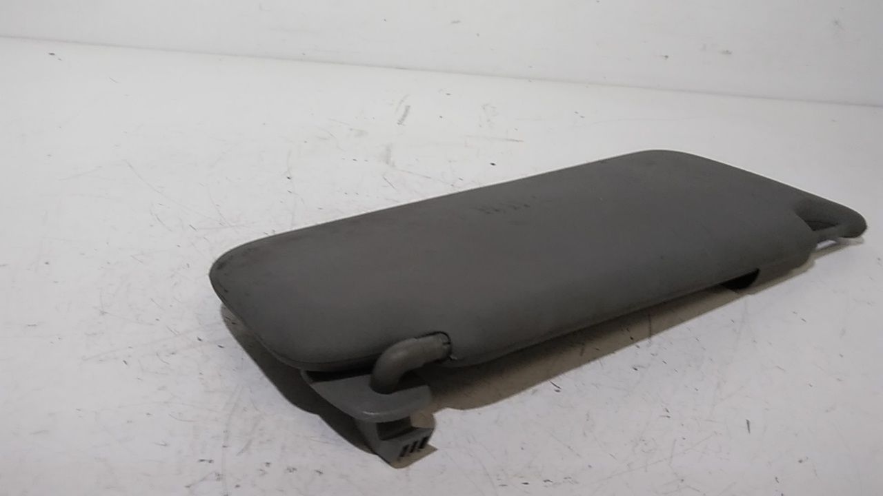 Aletta Parasole Parabrezza Sinistro 8200249085 Usato