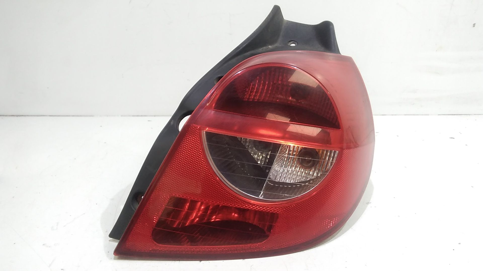 Fanale Post. Destro 8200459960 Usato