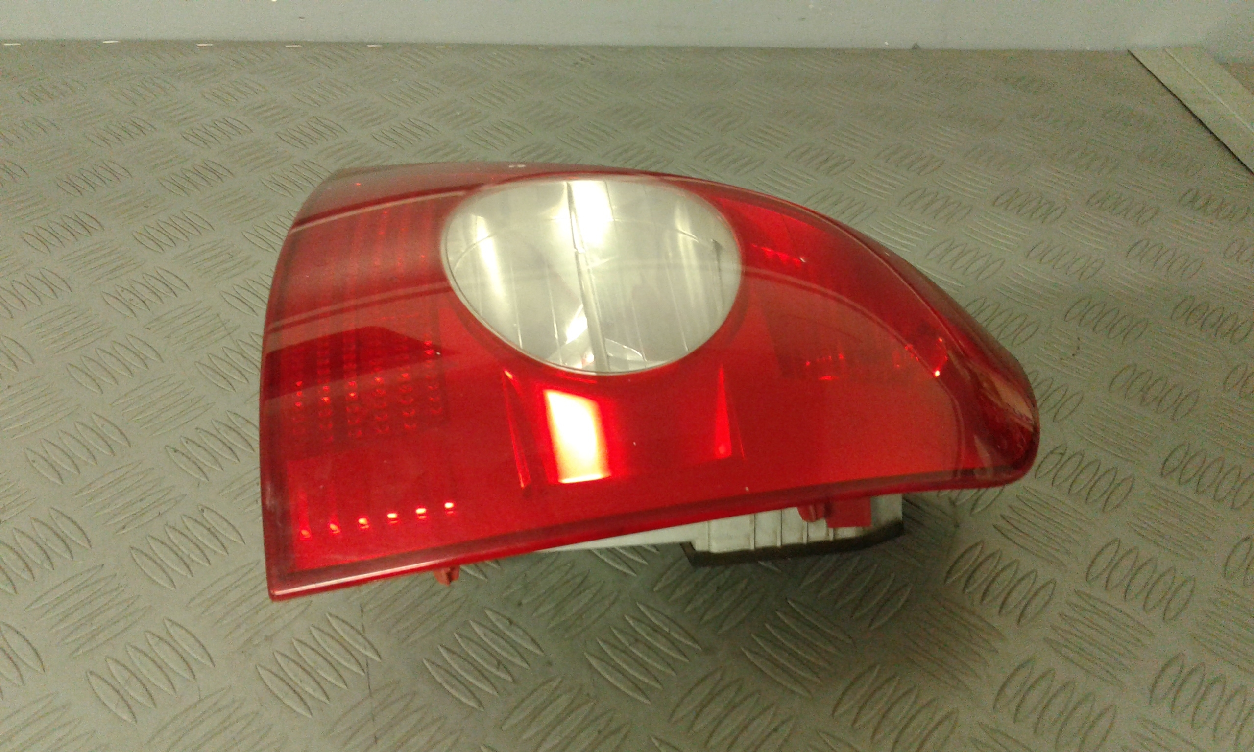 Fanale Post. Destro 8200917487 Usato