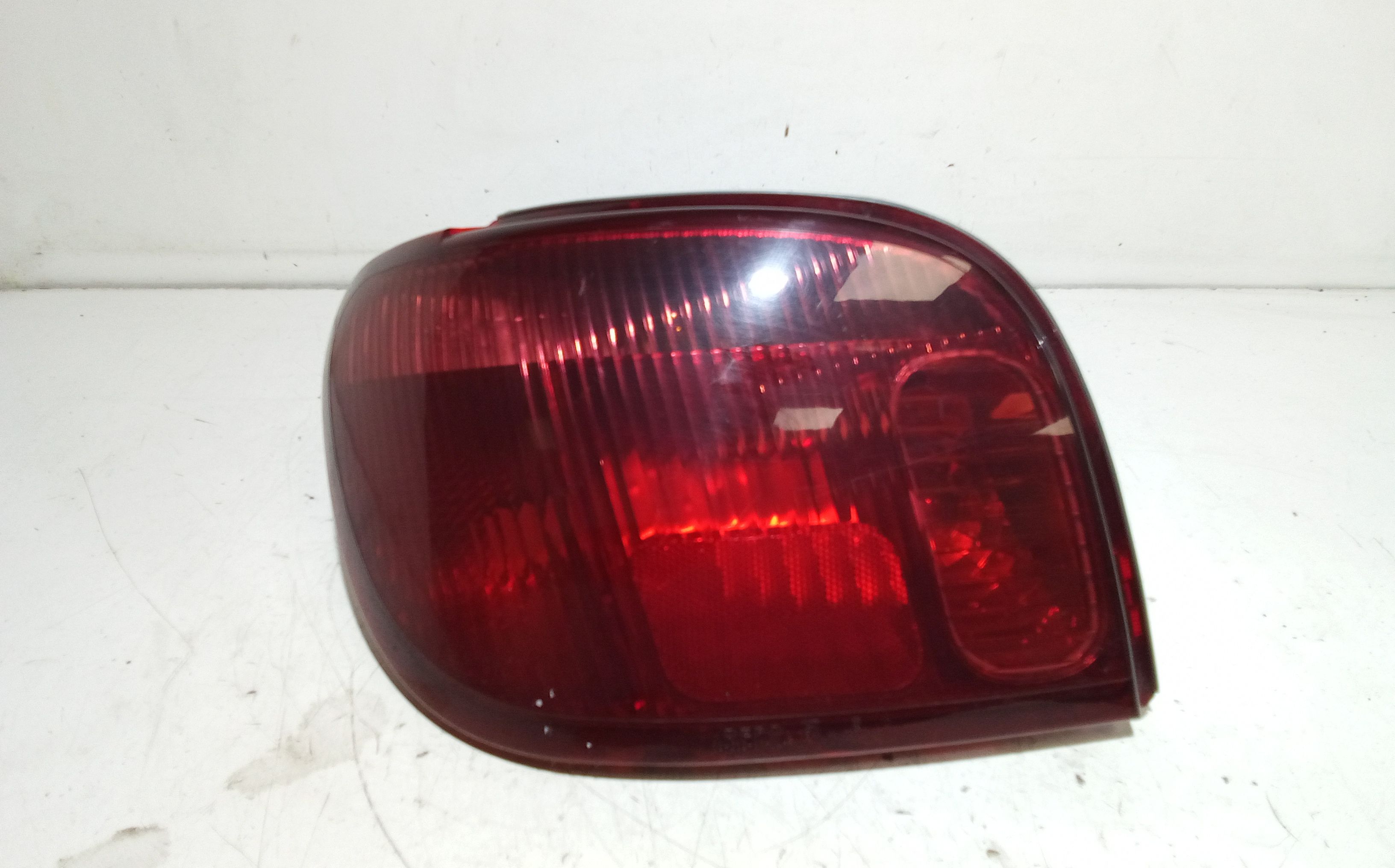 Fanale Post. Sinistro 815600D010 Usato