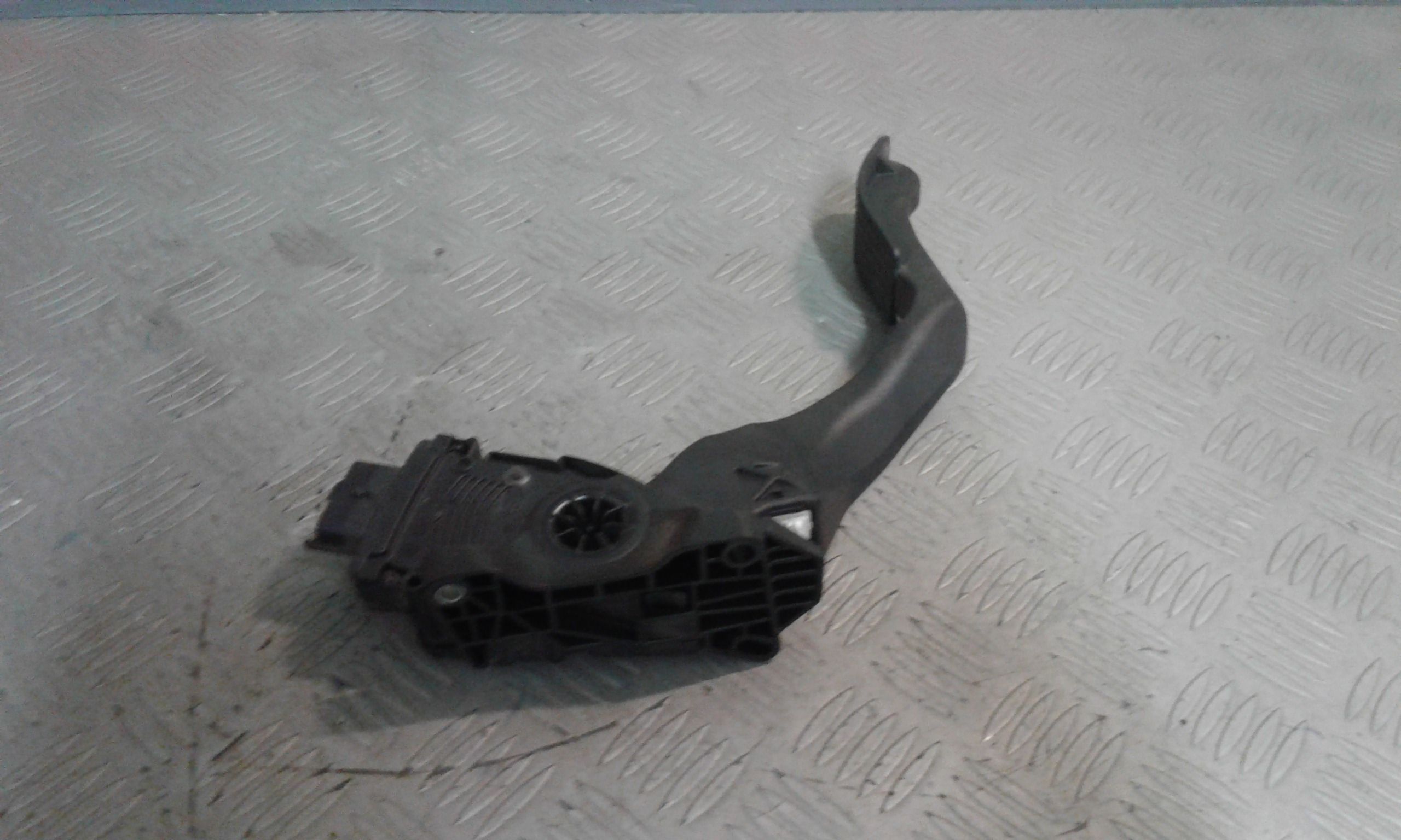 Pedale Acceleratore 1601CW Usato