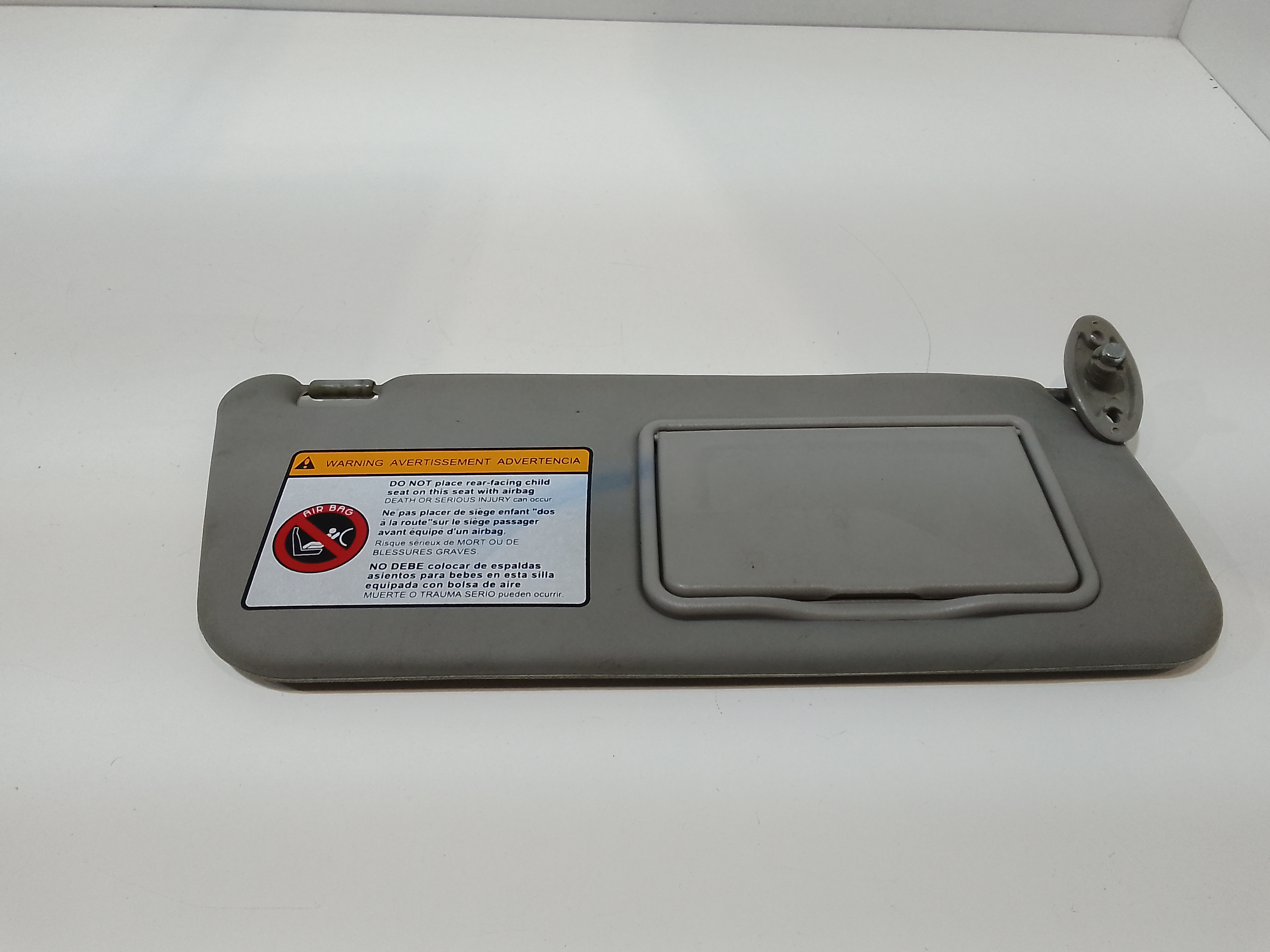 Aletta Parasole Parabrezza Destro 96658514 Usato