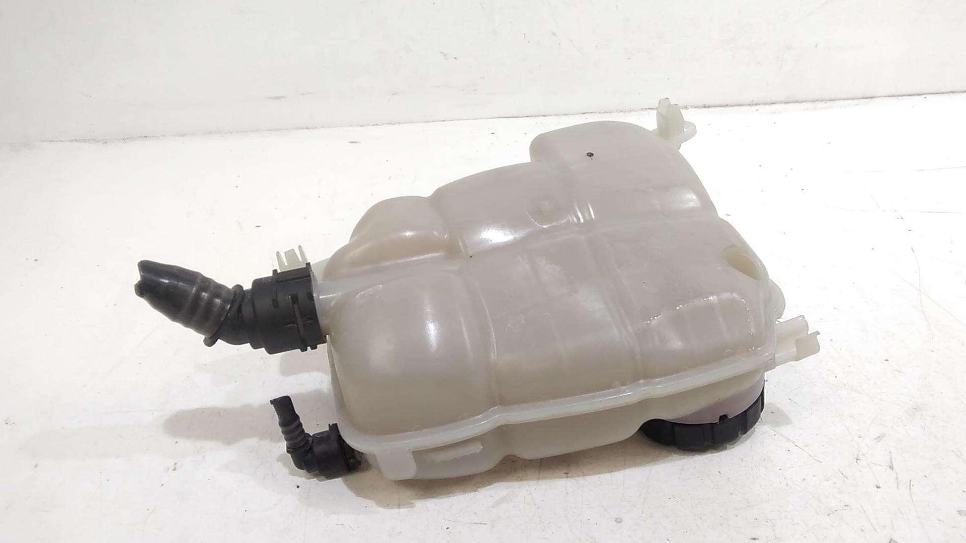 Vaschetta Compensazione Radiatore A2475000049 Usato