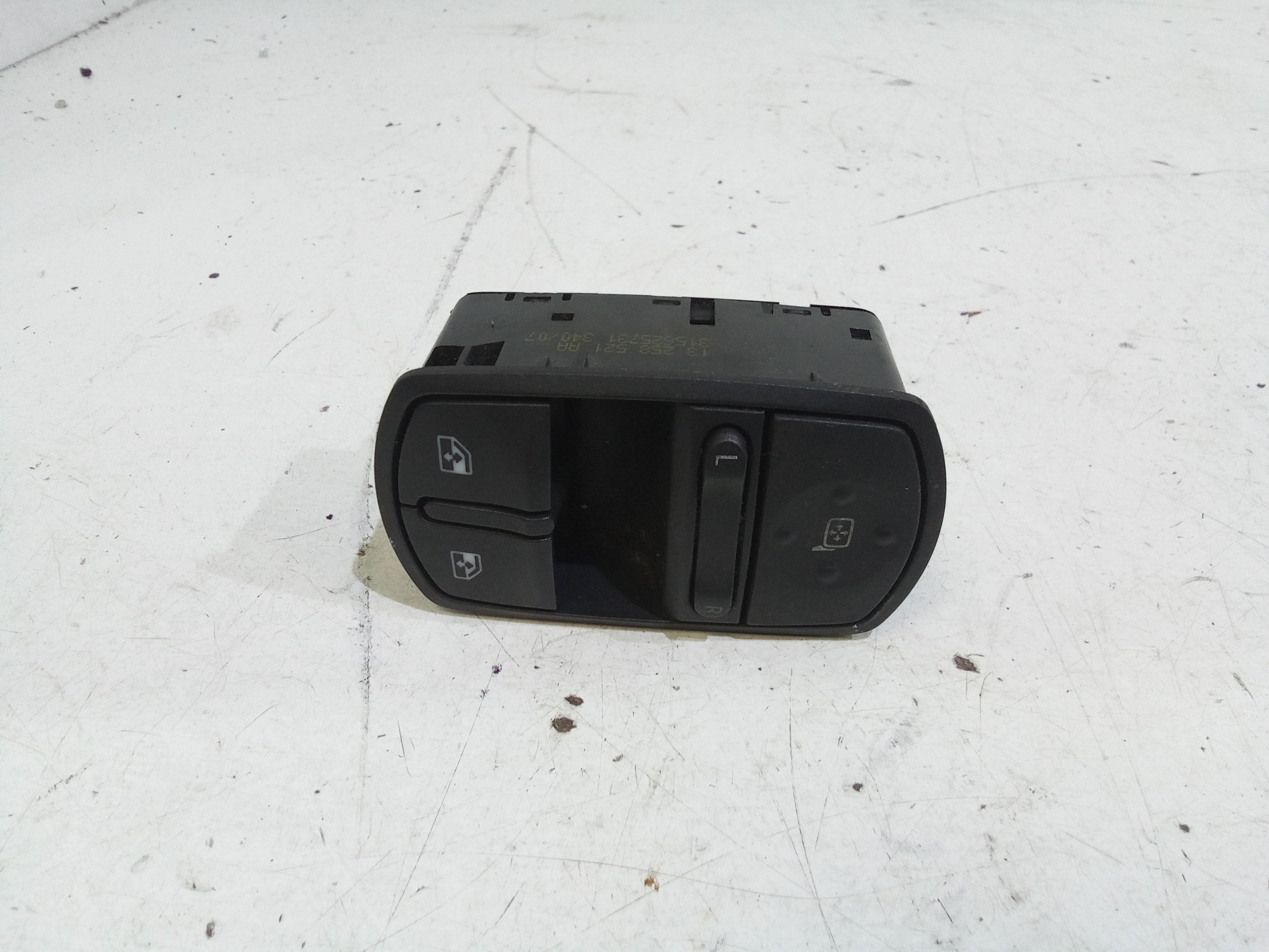 Interruttore Alzacristalli Porta Ant. Sinistro Usato