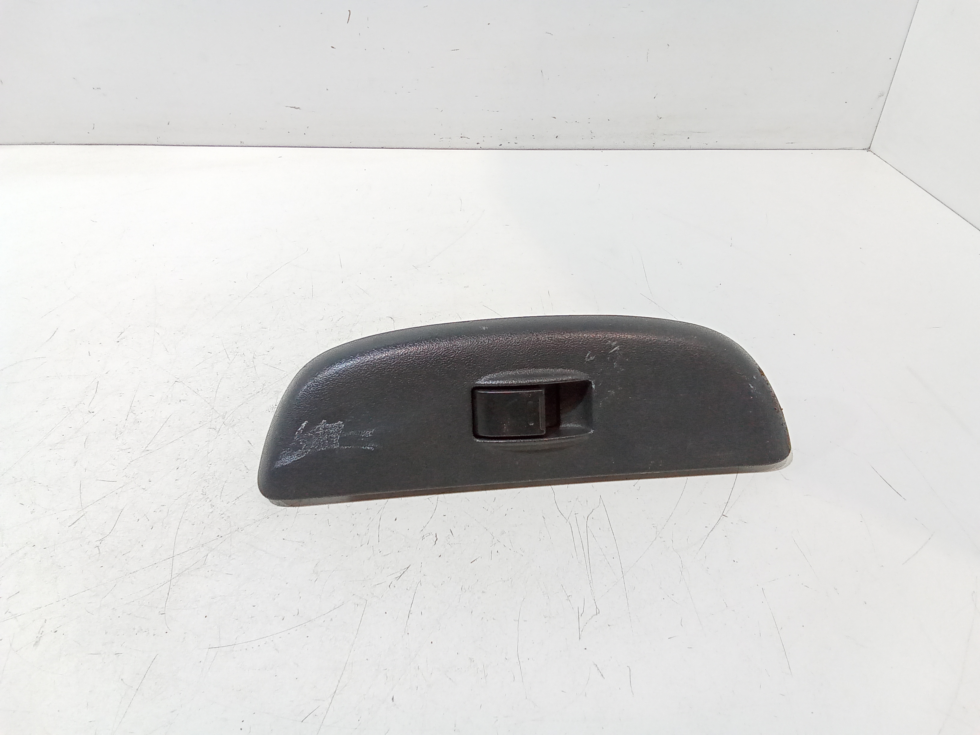 Interruttore Alzacristalli Porta Ant. Destro Usato