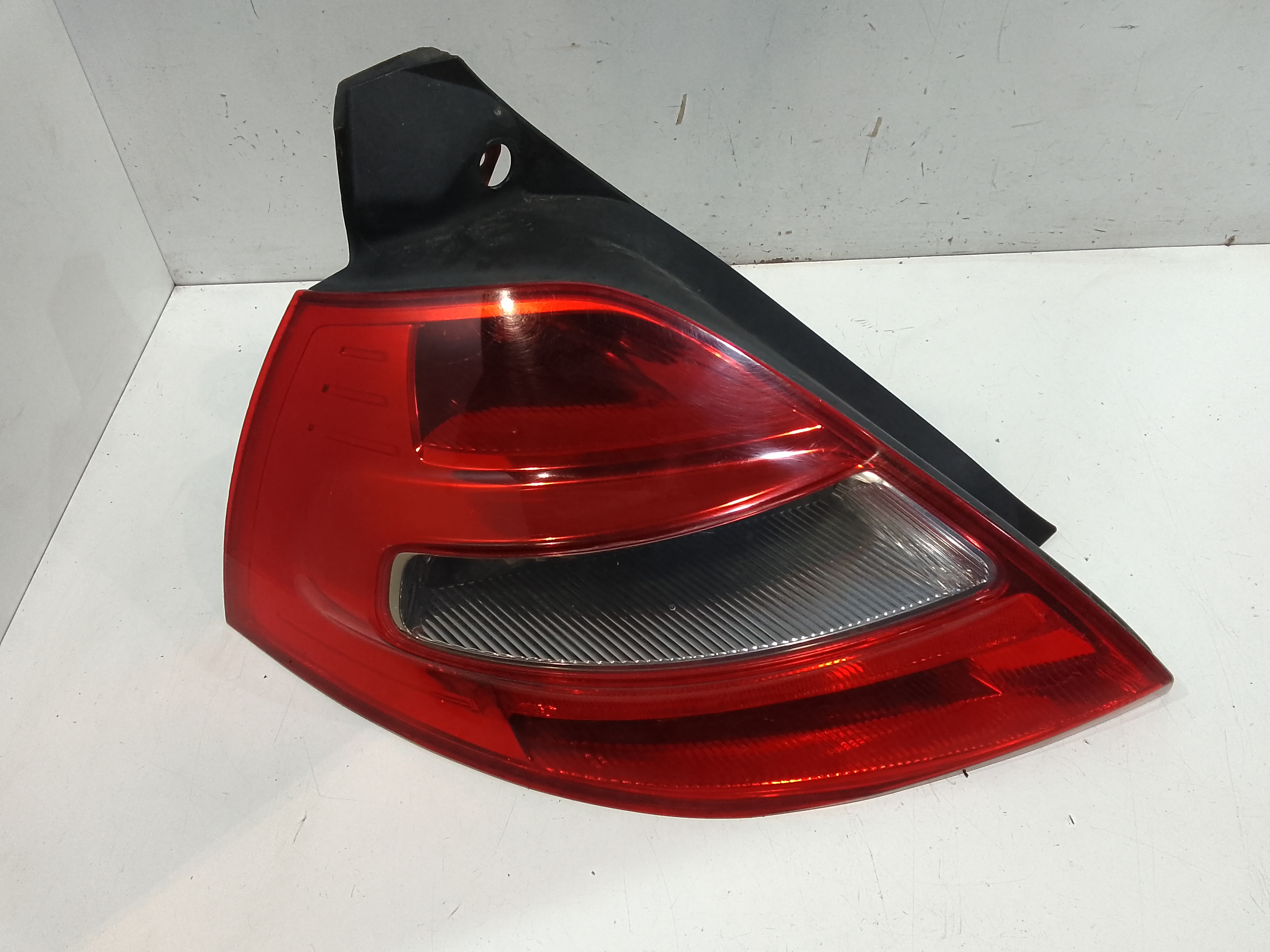 Fanale Post. Sinistro 8200413214 Usato