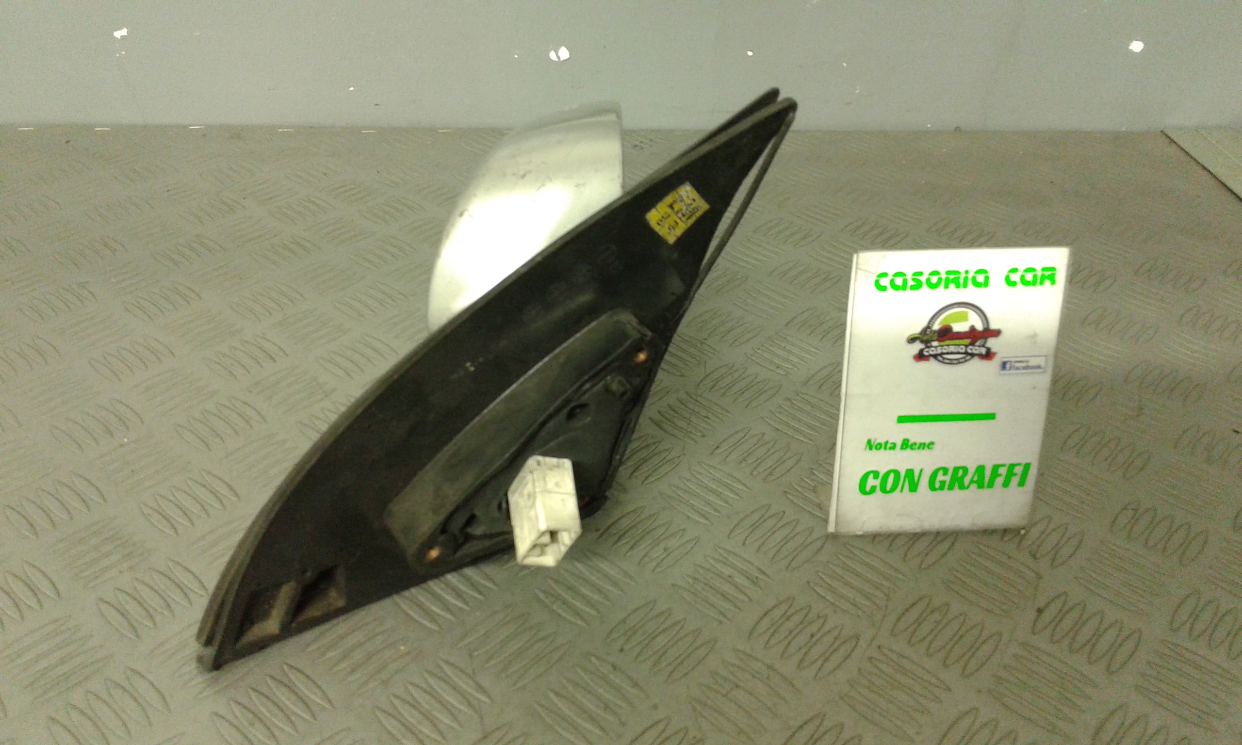 Retrovisore Est. Destro Usato