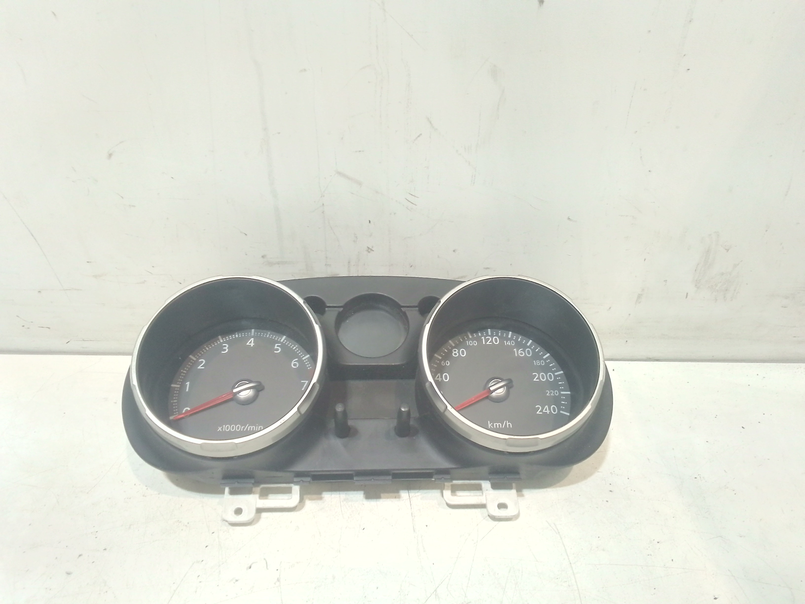 Quadro Portastrumenti Usato