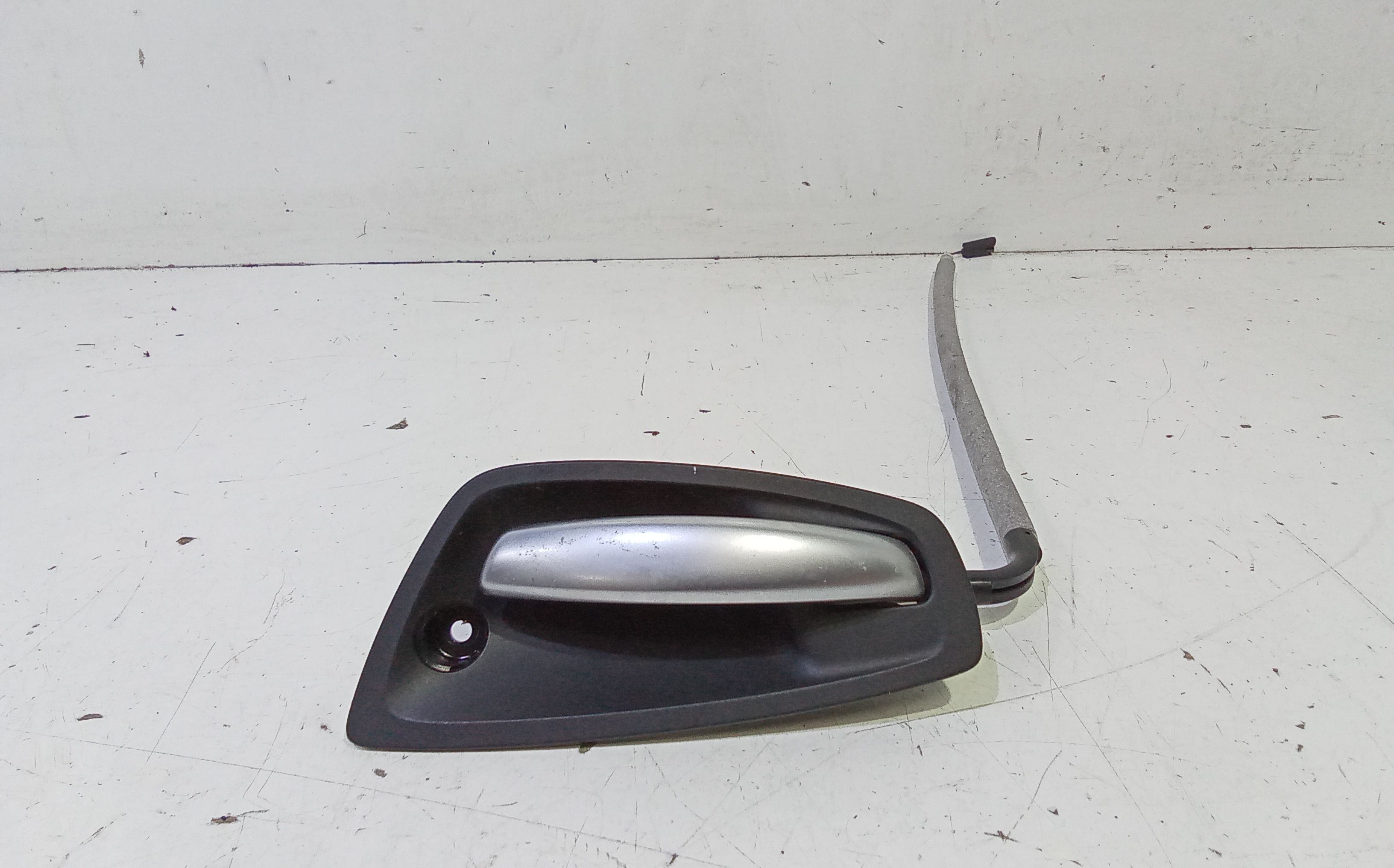 Maniglia Int. Apertura Porta Post. Sinistro 51417147167 Usato