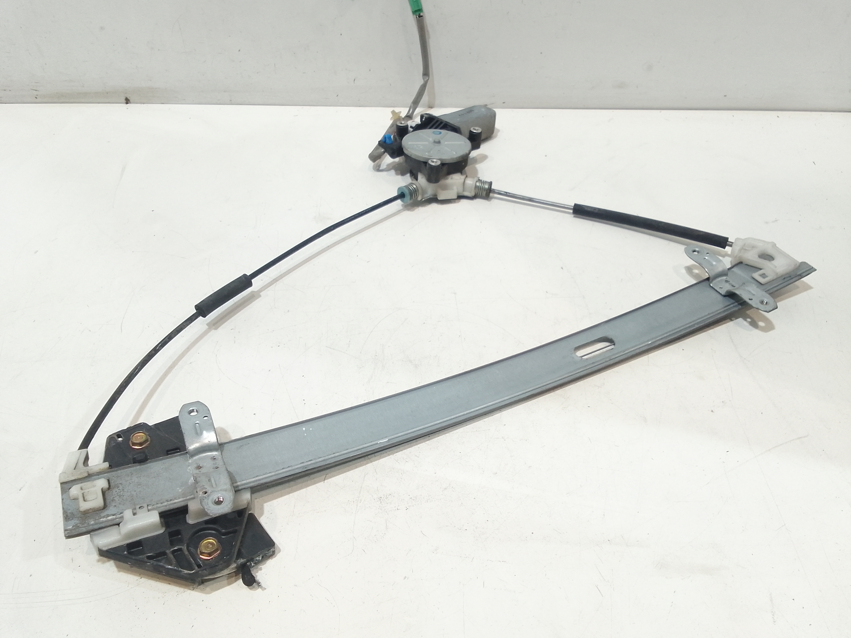 Alzacristallo Porta Ant. Destro Usato