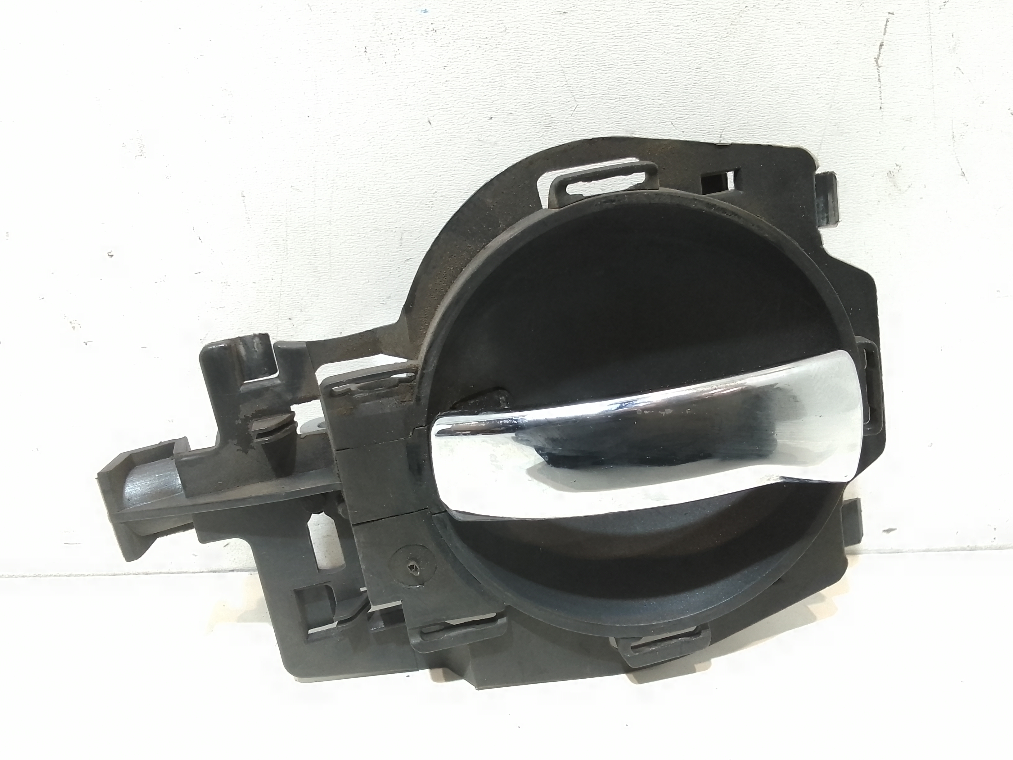 Maniglia Int. Apertura Porta Ant. Destro Usato