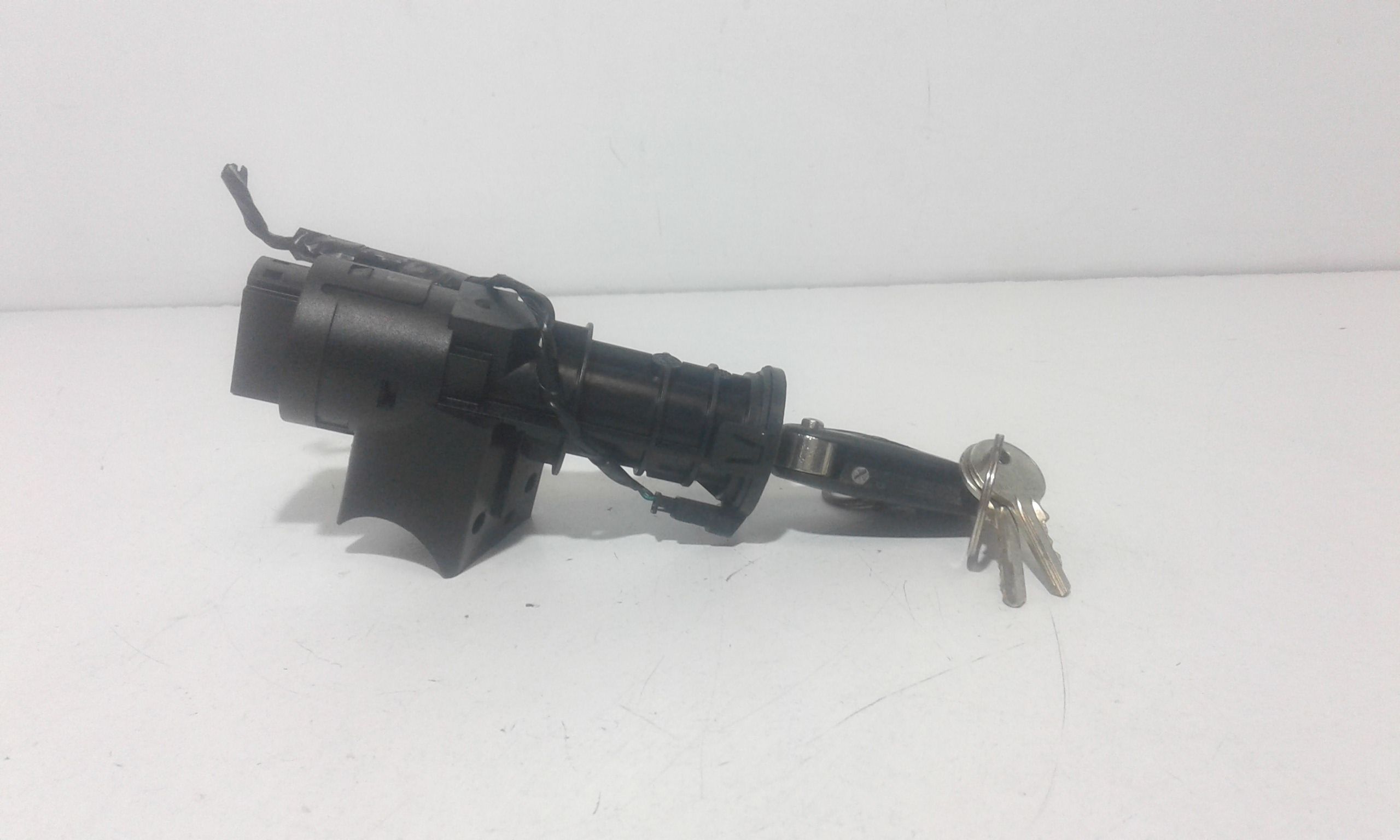 Commutatore Avviamento Con Cilindretti Serrature Usato