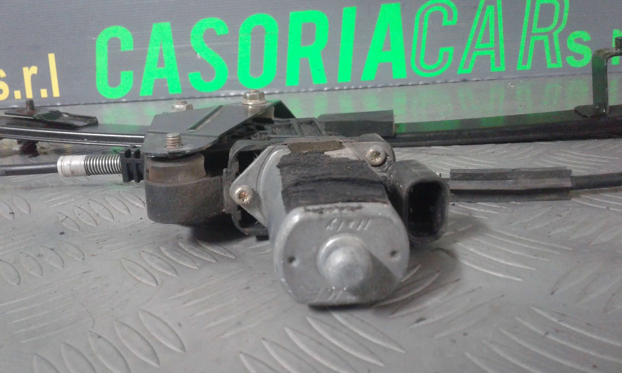 Alzacristallo Porta Ant. Destro 51711750 Usato