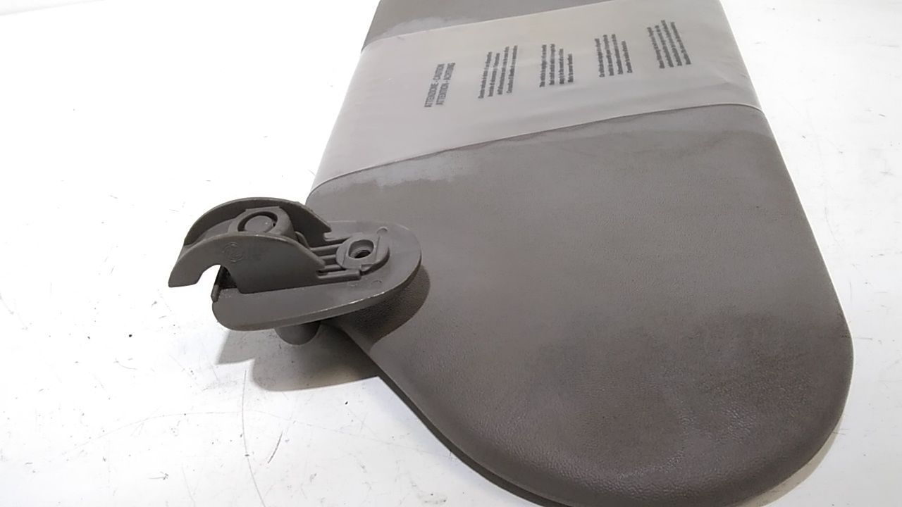 Aletta Parasole Parabrezza Sinistro 735273672 Usato