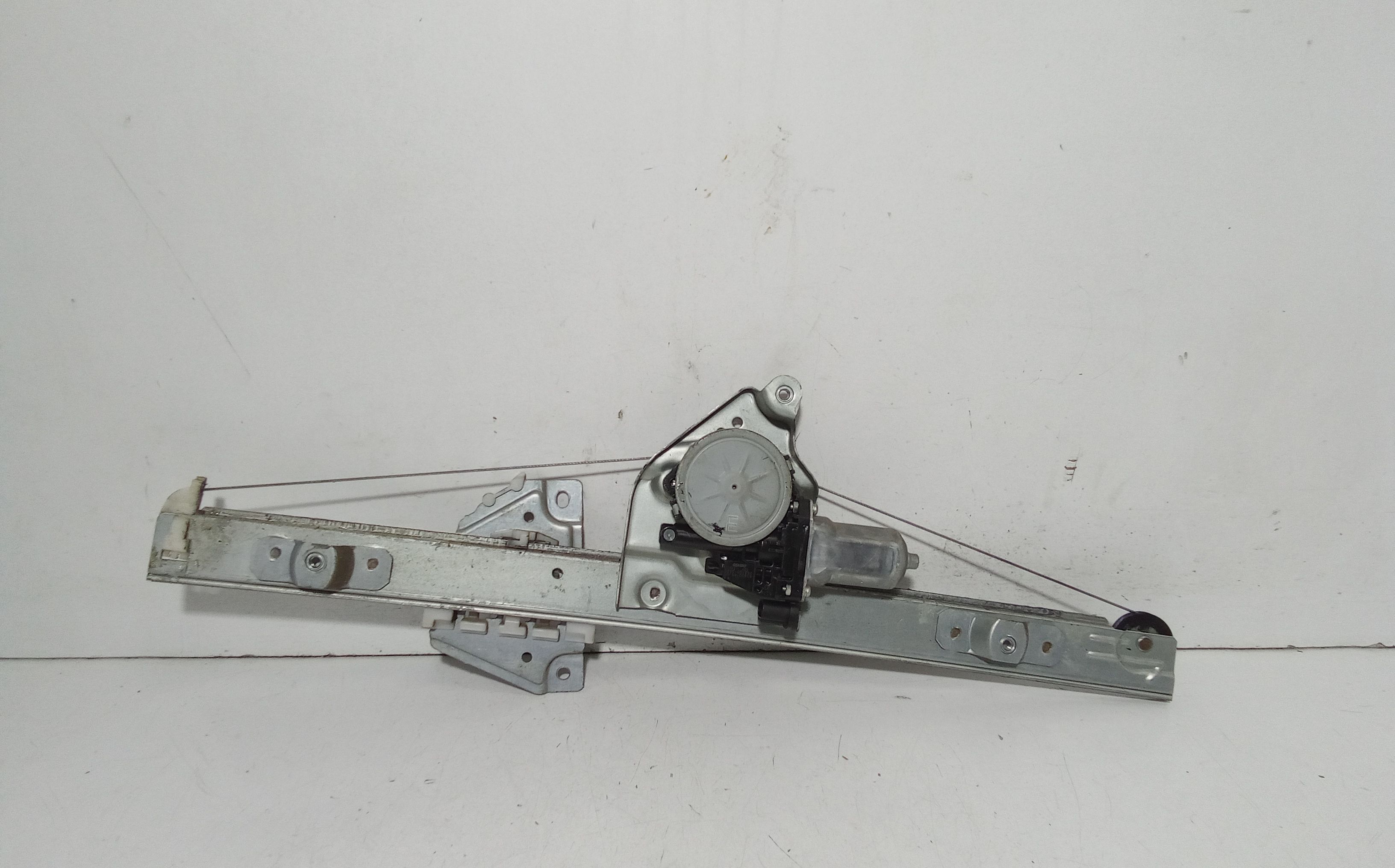 Alzacristallo Porta Ant. Destro Usato