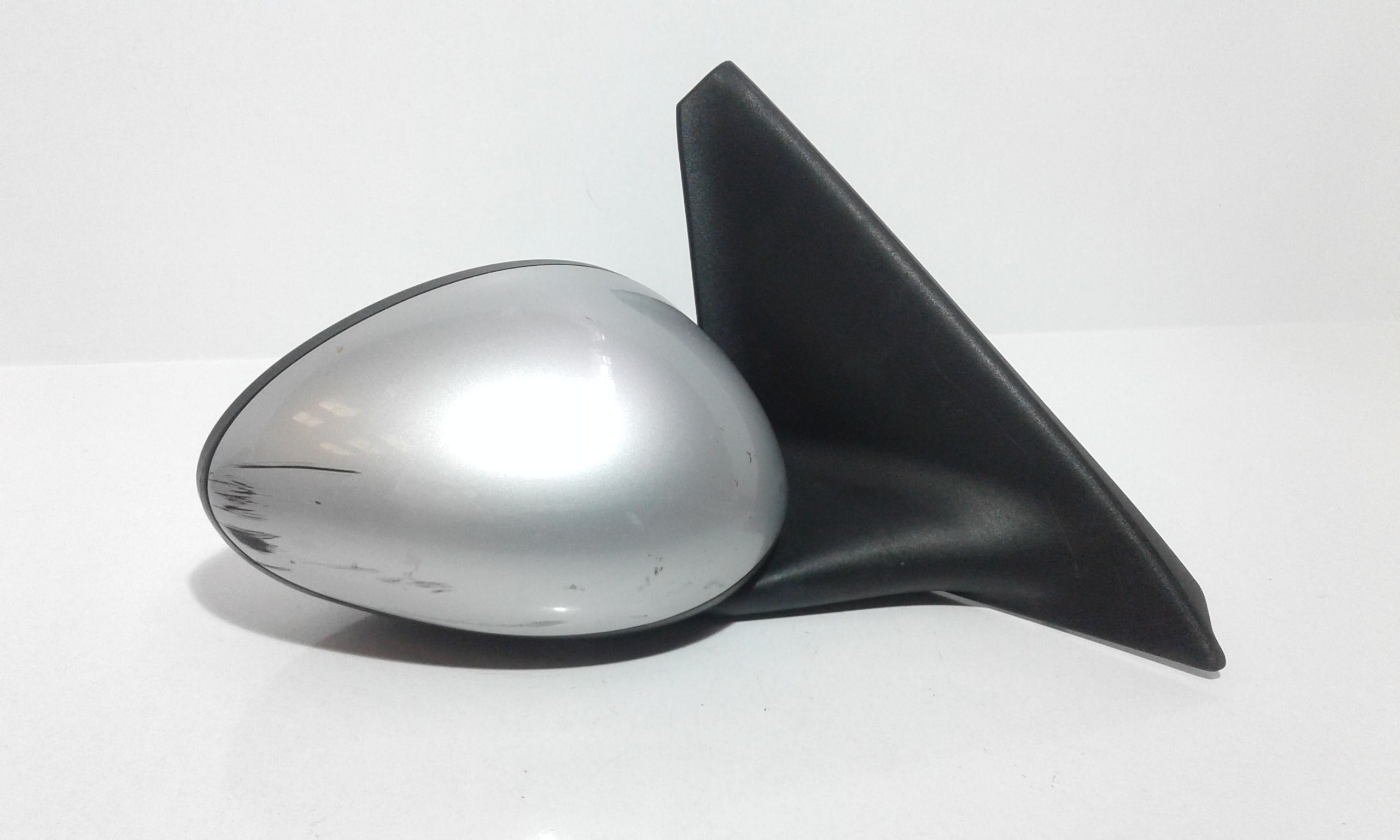 Retrovisore Est. Destro Usato