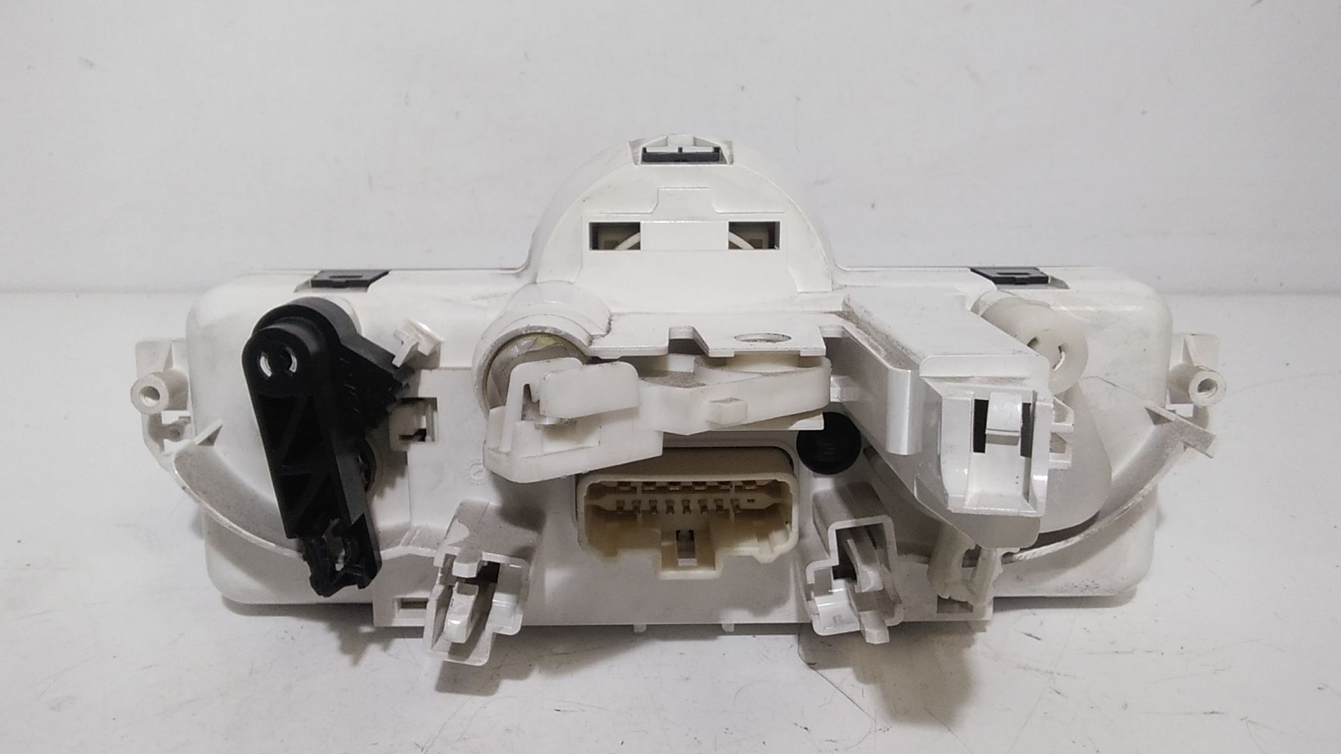 Blocco Comando Climatizzazione 7701070472 Usato