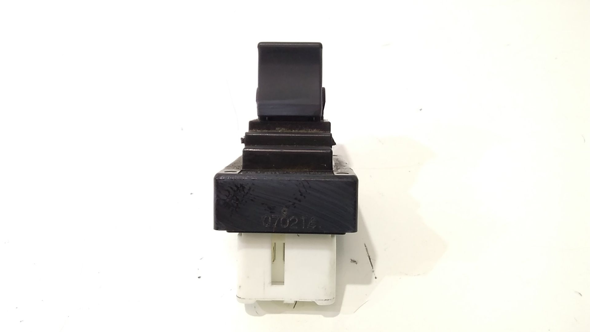 Interruttore Alzacristalli Porta Post. Sinistro 935751H000EQ Usato