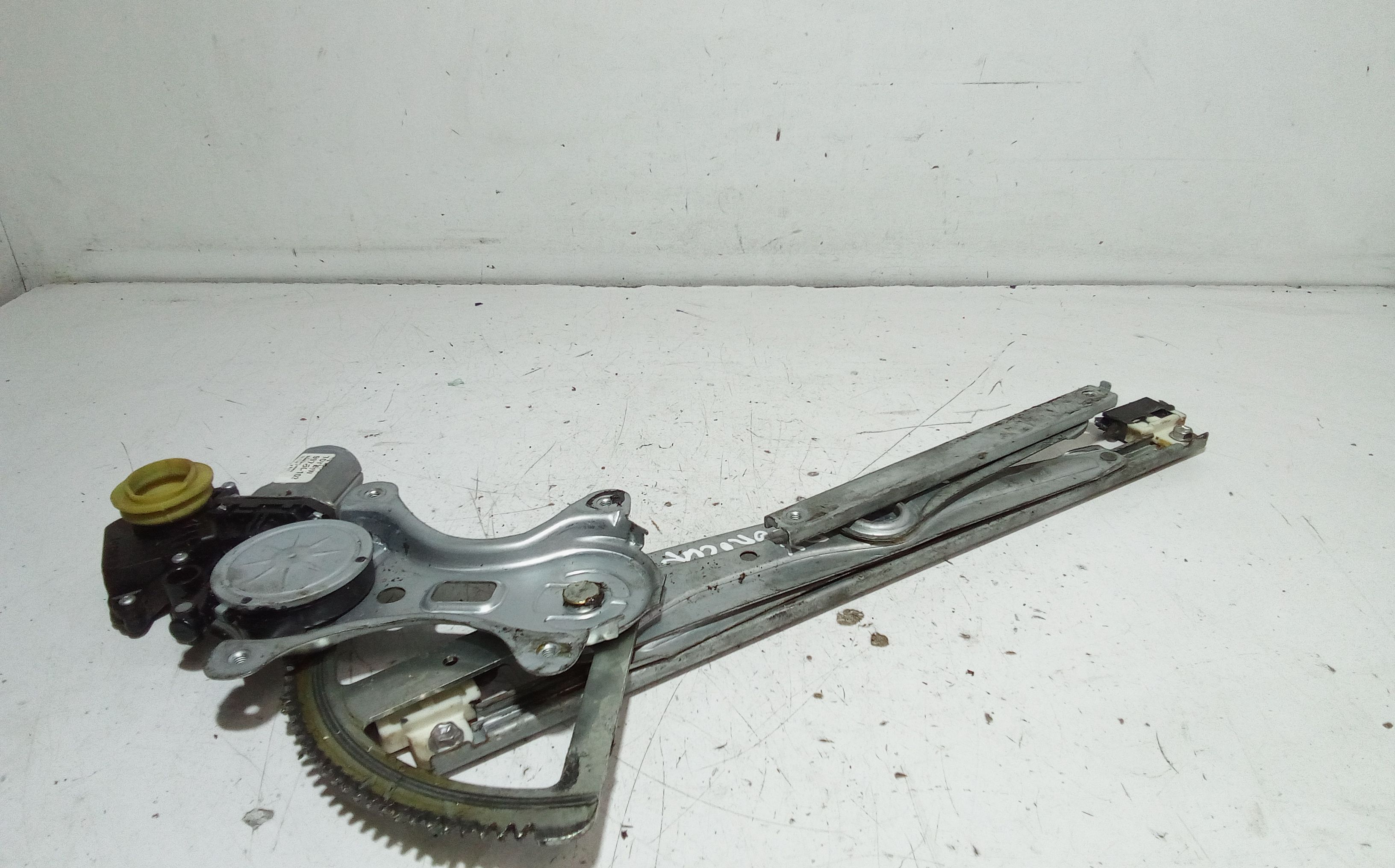 Alzacristallo Porta Ant. Destro 6981002140 Usato