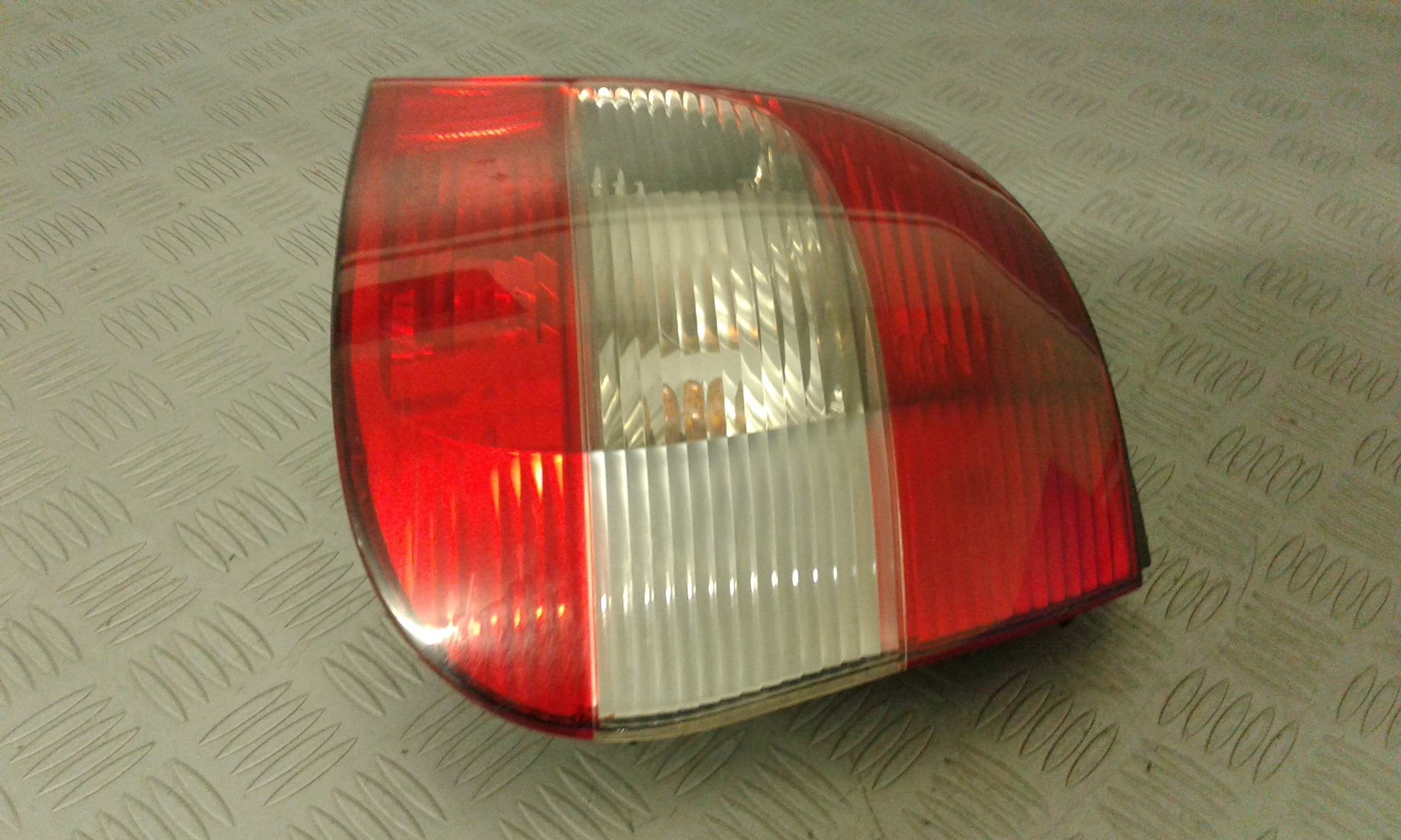 Fanale Post. Destro 7700428057 Usato