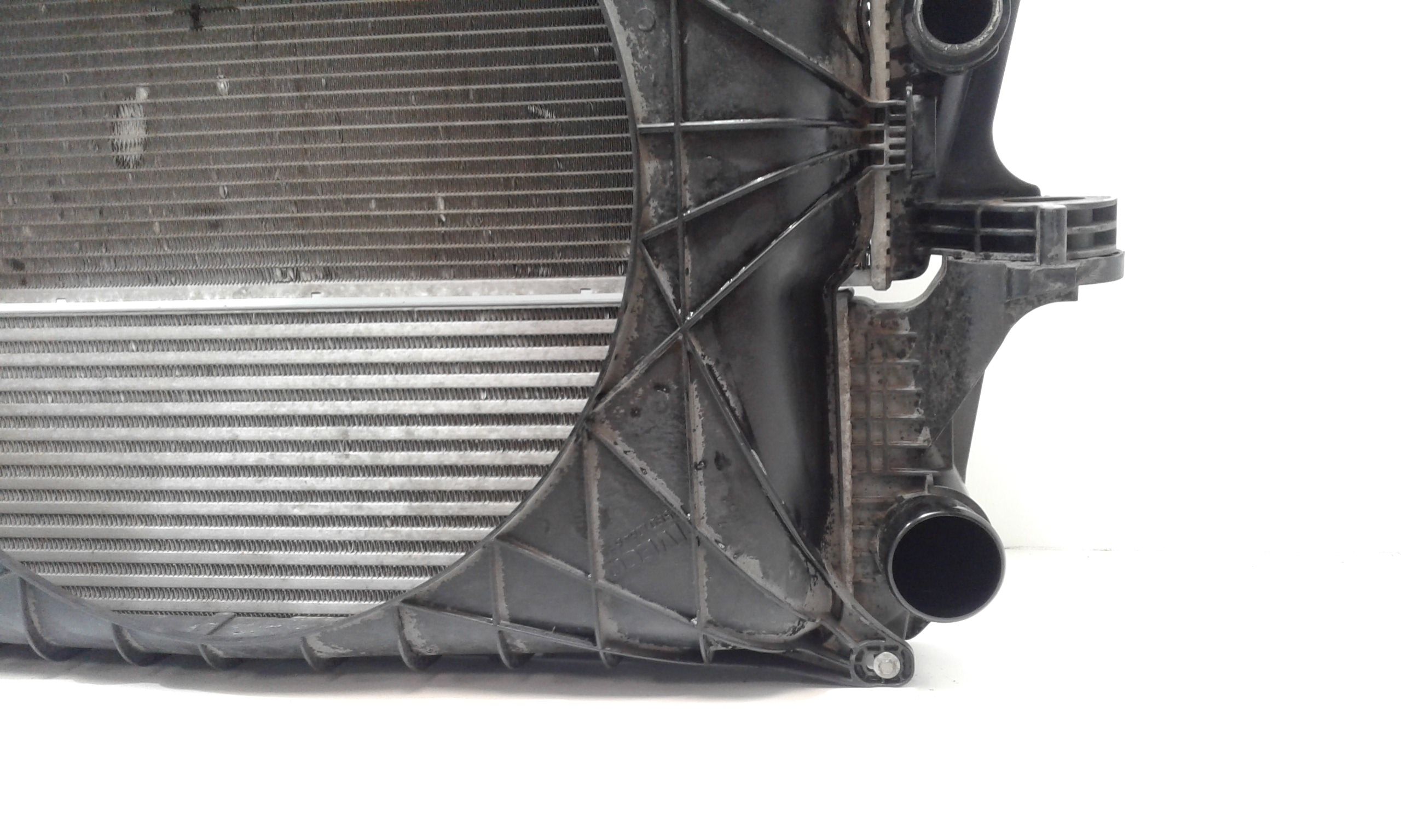 Radiatore 5801264635 Usato