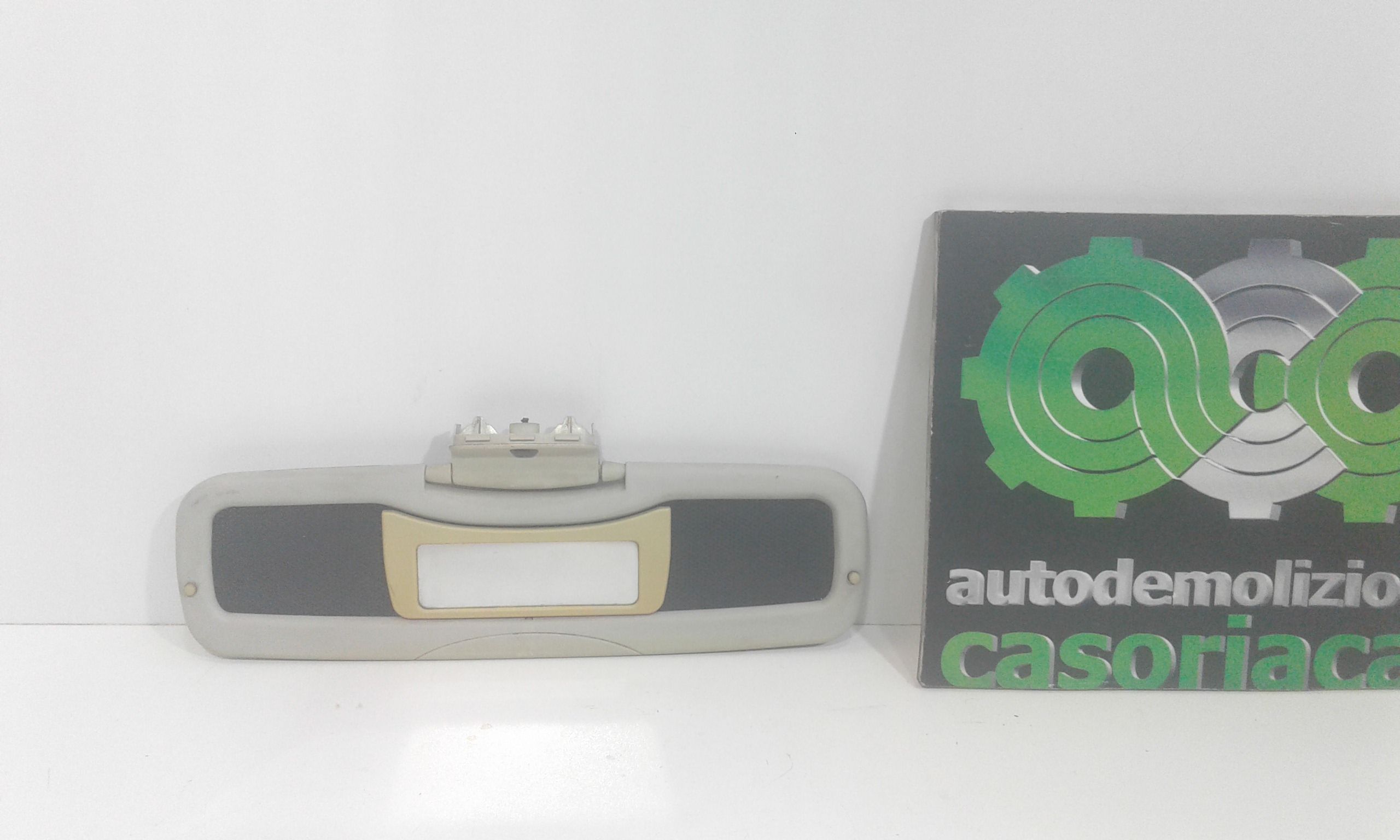 Aletta Parasole Parabrezza Destro Q0000706V009C24A00 Usato