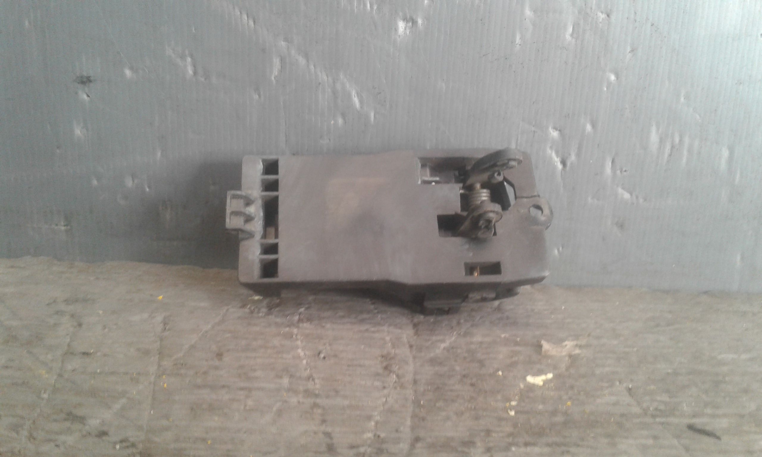 Maniglia Int. Apertura Porta Ant. Destro Usato