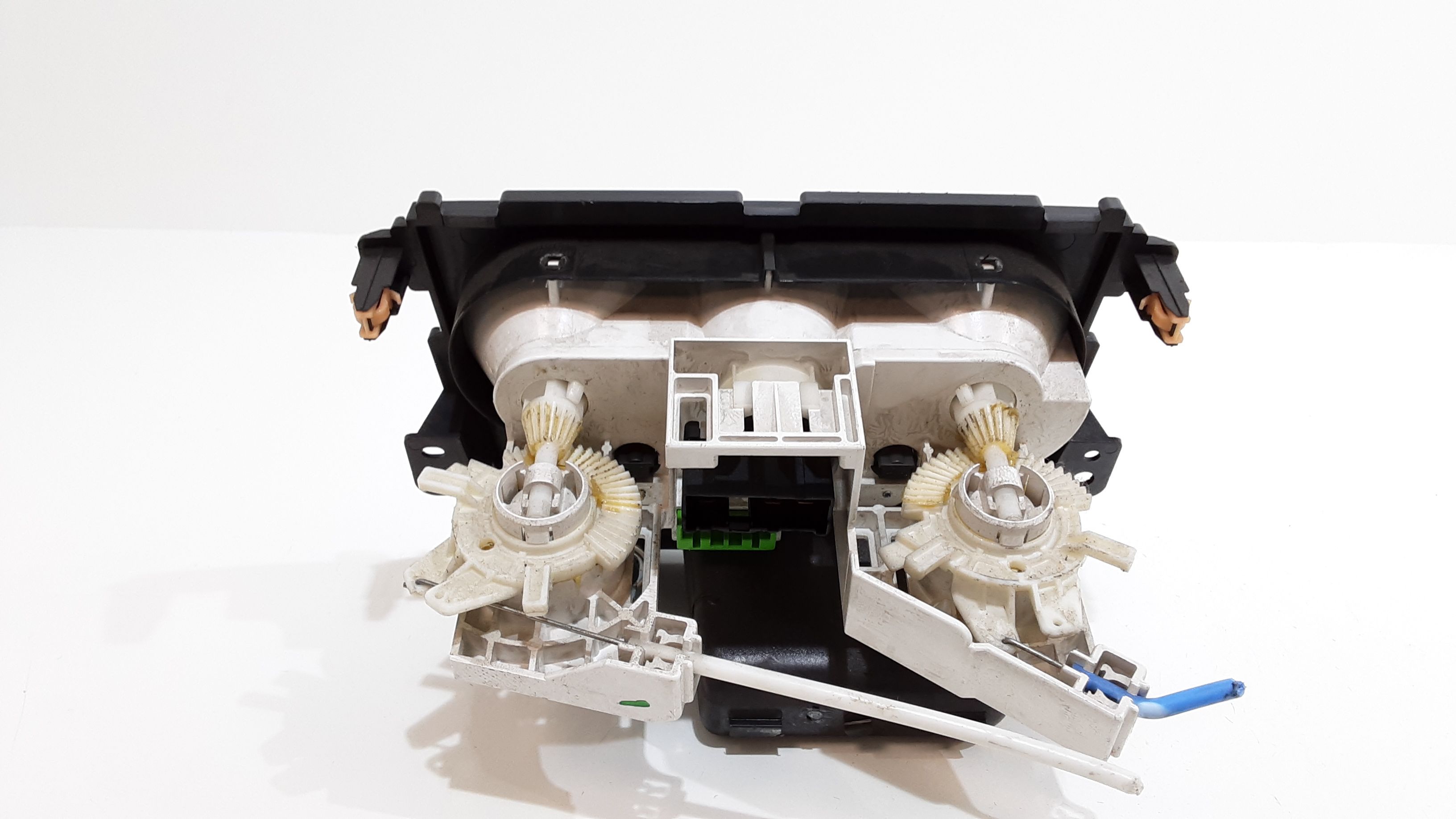 Blocco Comando Climatizzazione 7440051K00EZR Usato