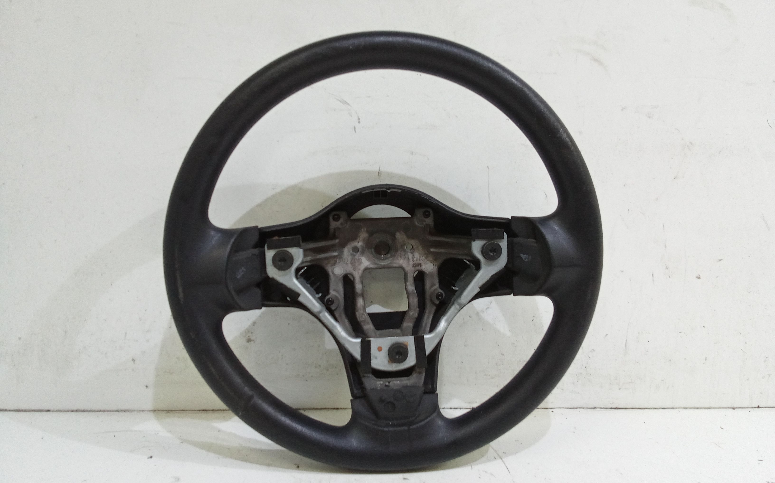 Volante 4400A238XA Usato