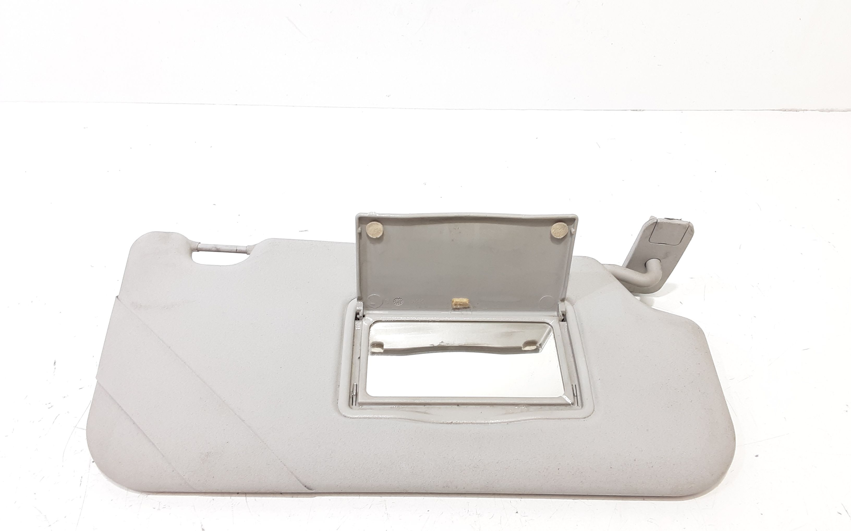 Aletta Parasole Parabrezza Destro 2019043 Usato