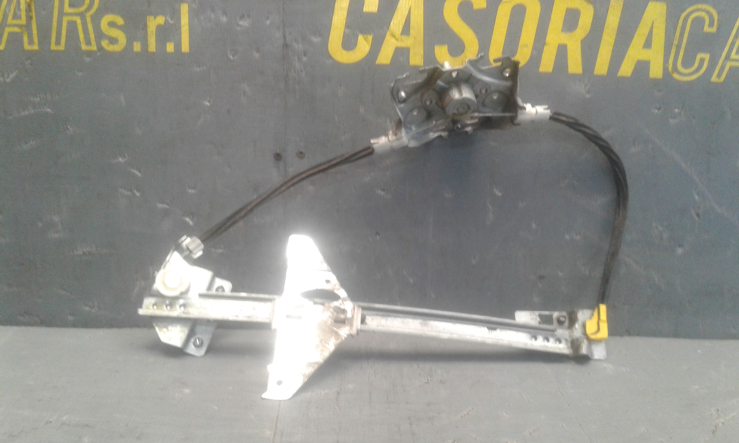 Alzacristallo Porta Post. Destro Usato