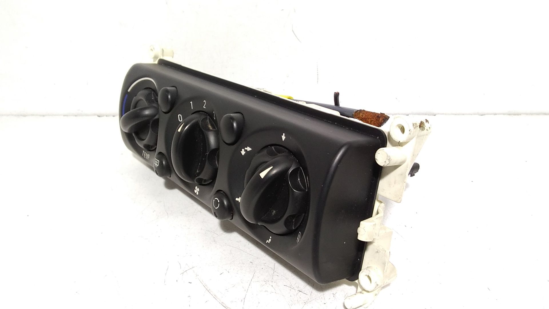 Blocco Comando Climatizzazione 64111502212 Usato