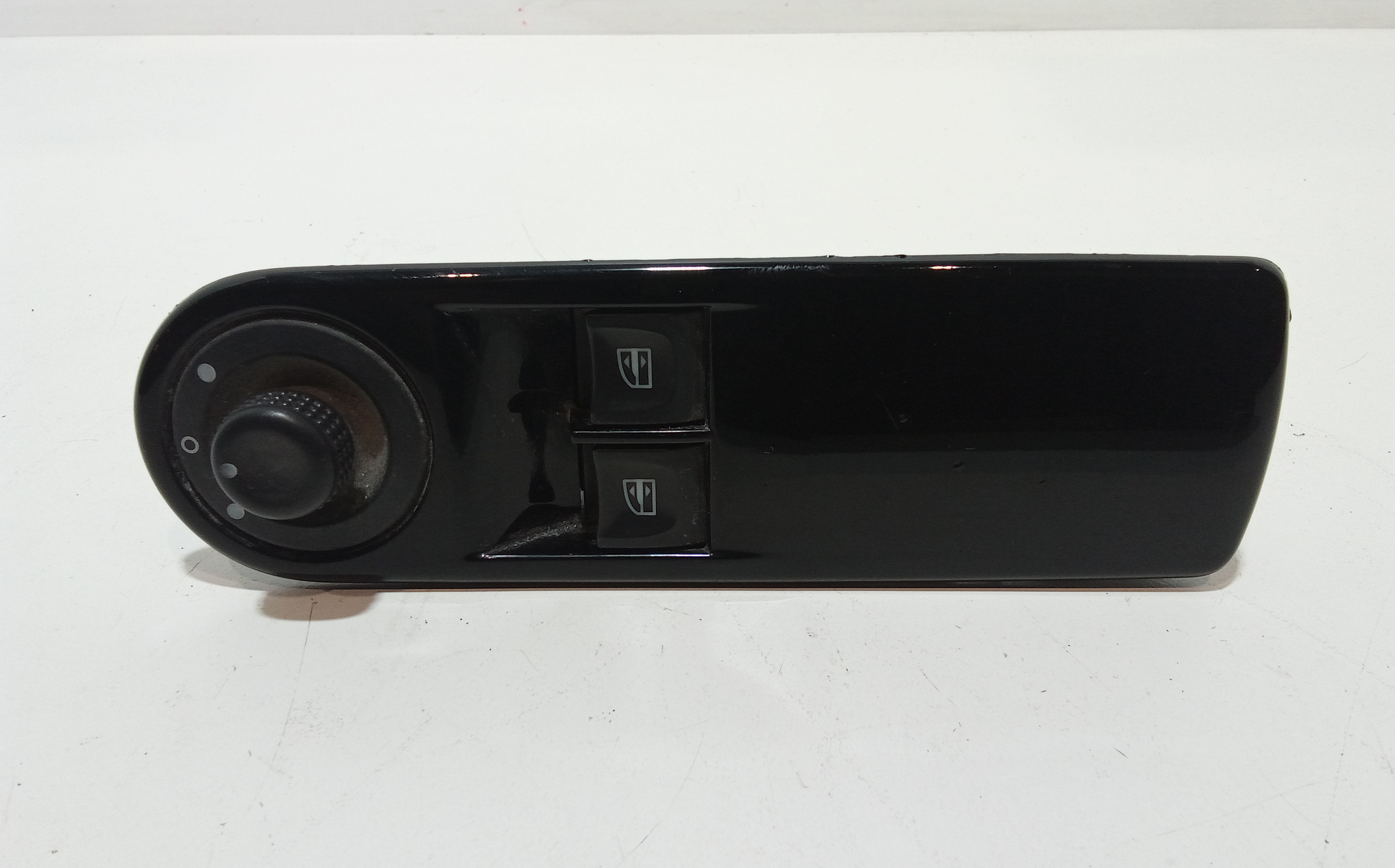 Interruttore Alzacristalli Porta Ant. Sinistro Usato