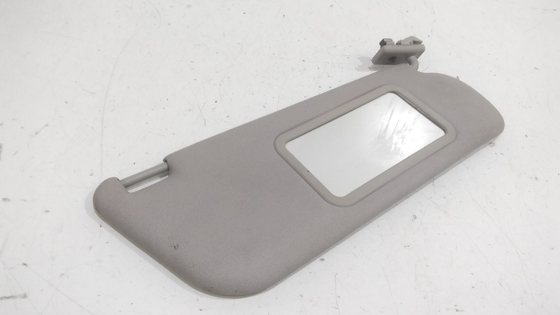 Aletta Parasole Parabrezza Destro 24454160 Usato